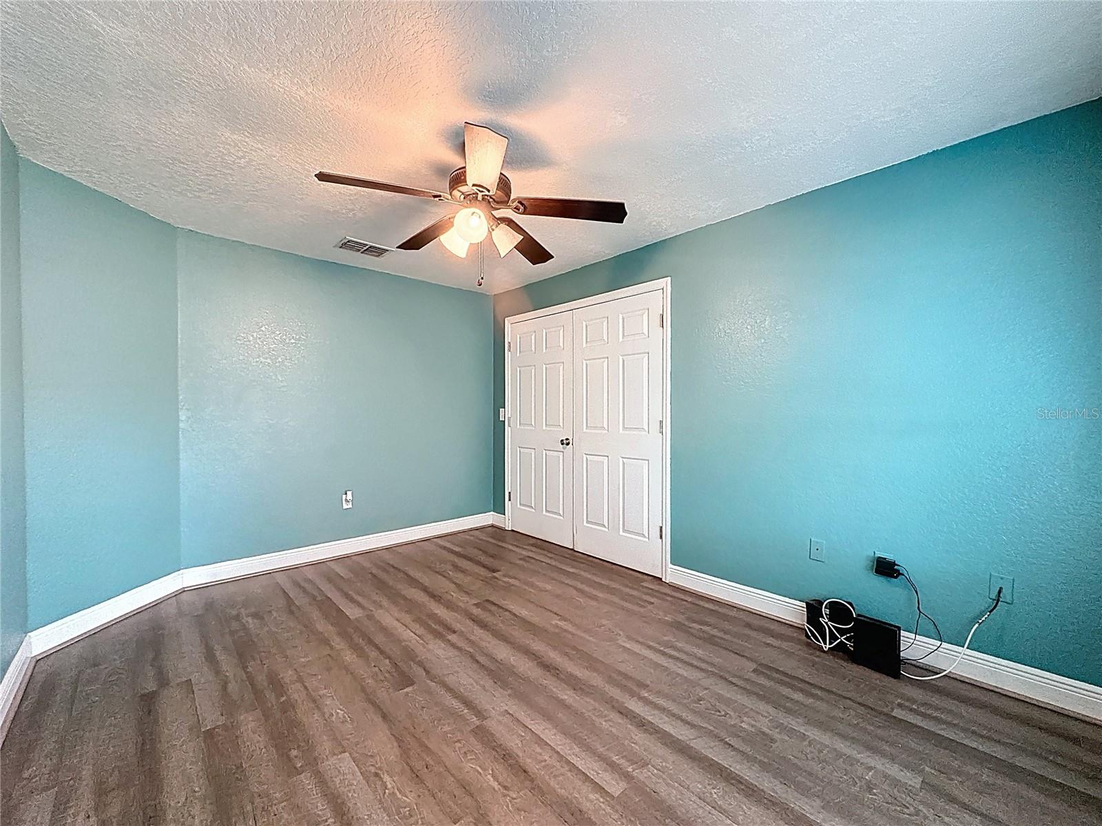 SHERMAN HILLS SEC 1 - Residential