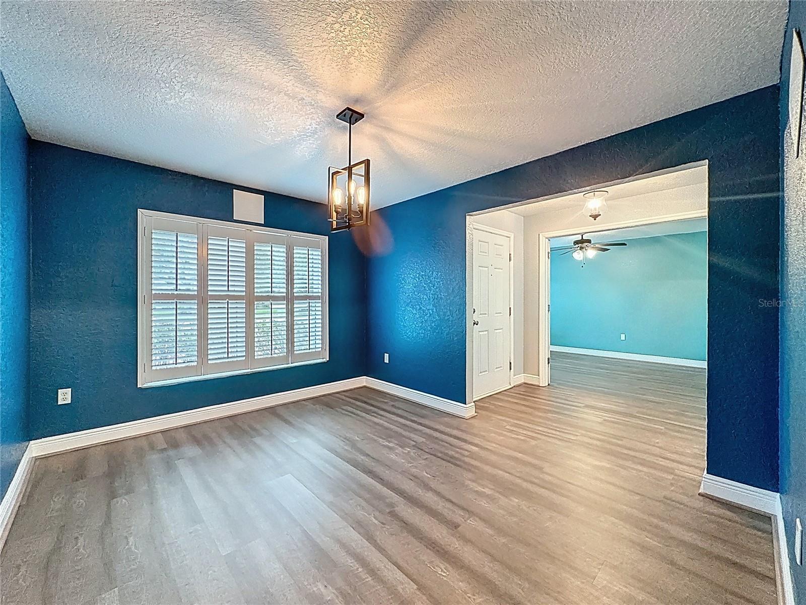 SHERMAN HILLS SEC 1 - Residential