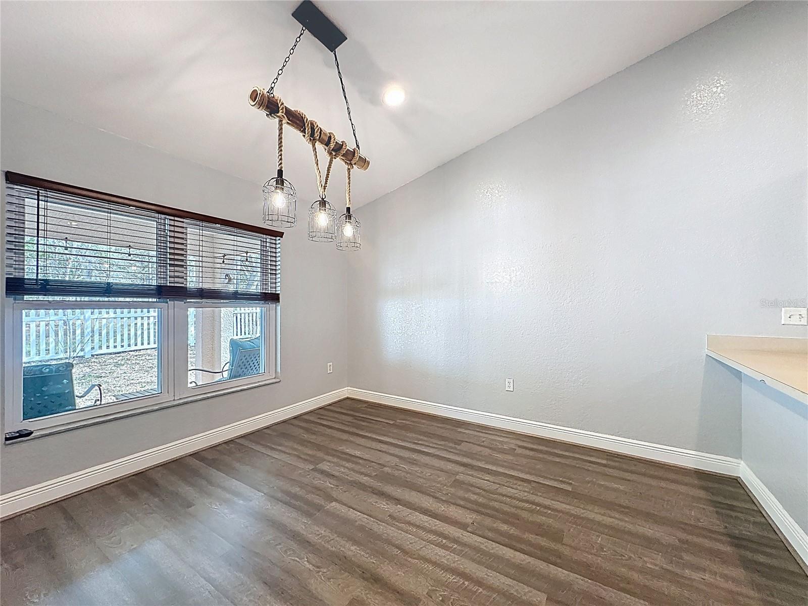 SHERMAN HILLS SEC 1 - Residential