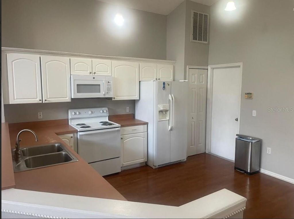 Photo of 14509 Lycastle Circle, Orlando, FL 32826 (MLS # O6393085)