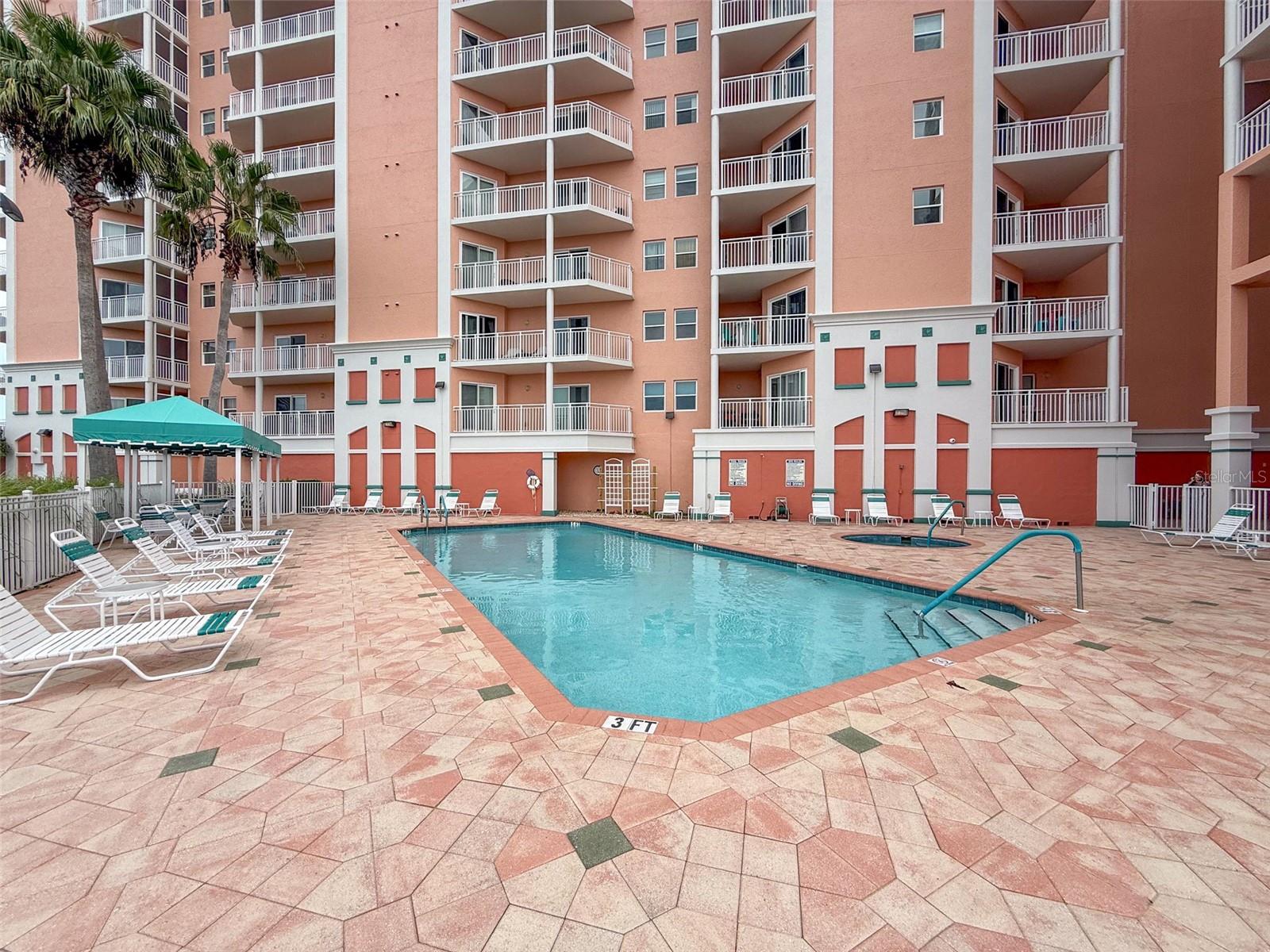 SEAVIEW PLACE/GULF LNDGS - Residential