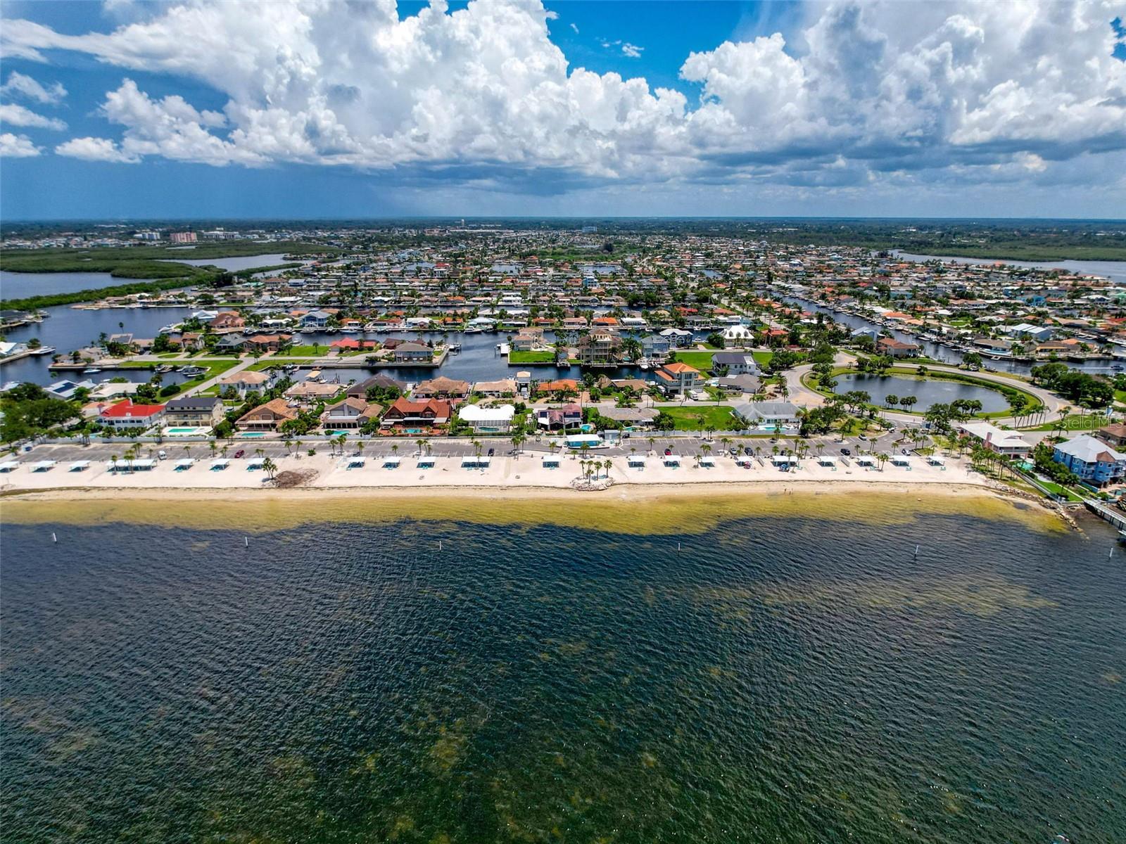 SEAVIEW PLACE/GULF LNDGS - Residential