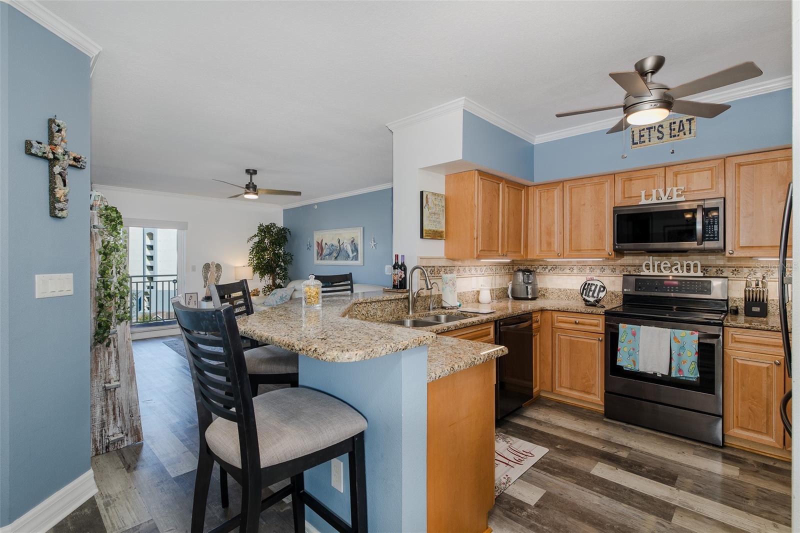 SEAVIEW PLACE/GULF LNDGS - Residential