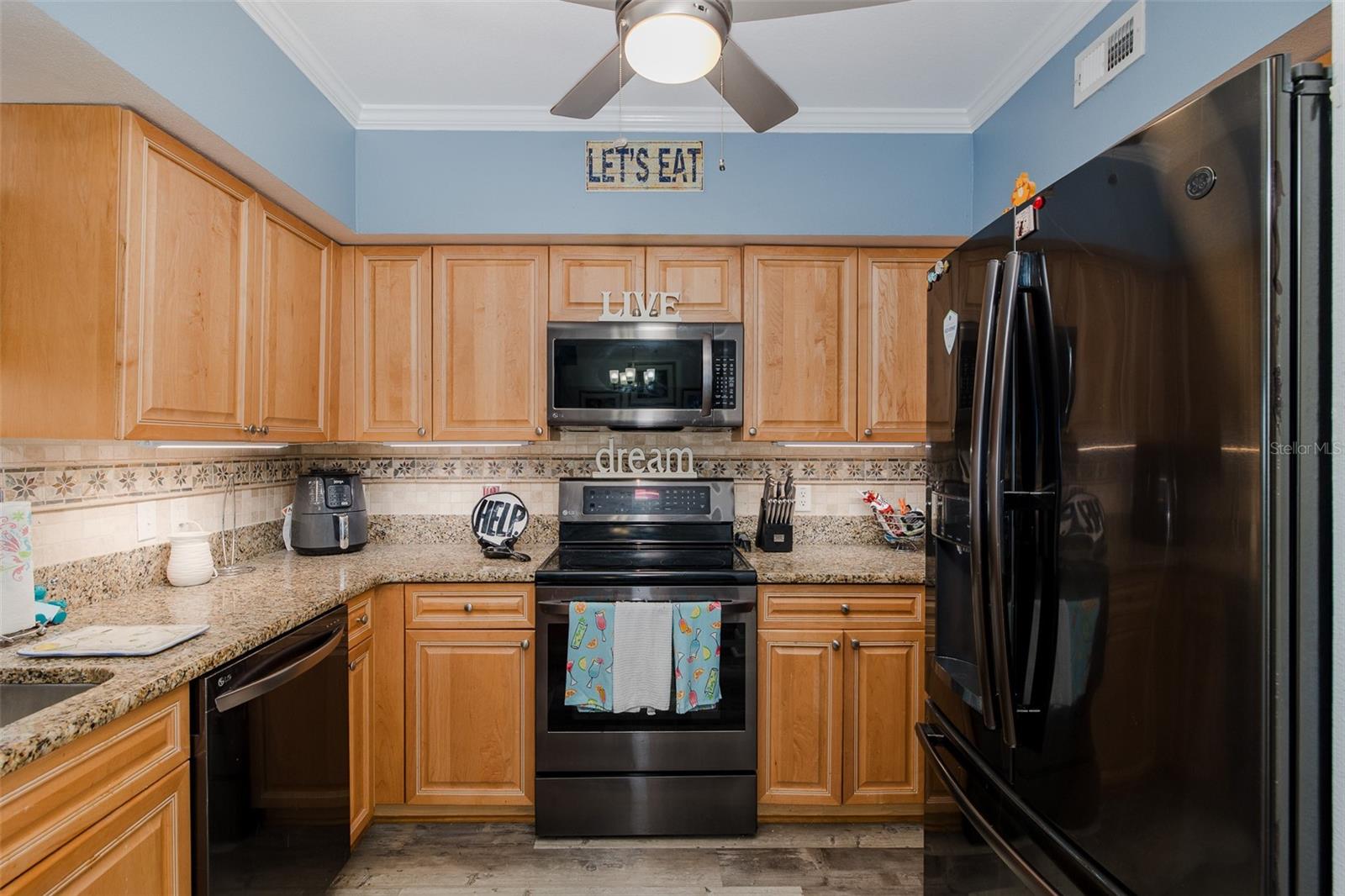 SEAVIEW PLACE/GULF LNDGS - Residential