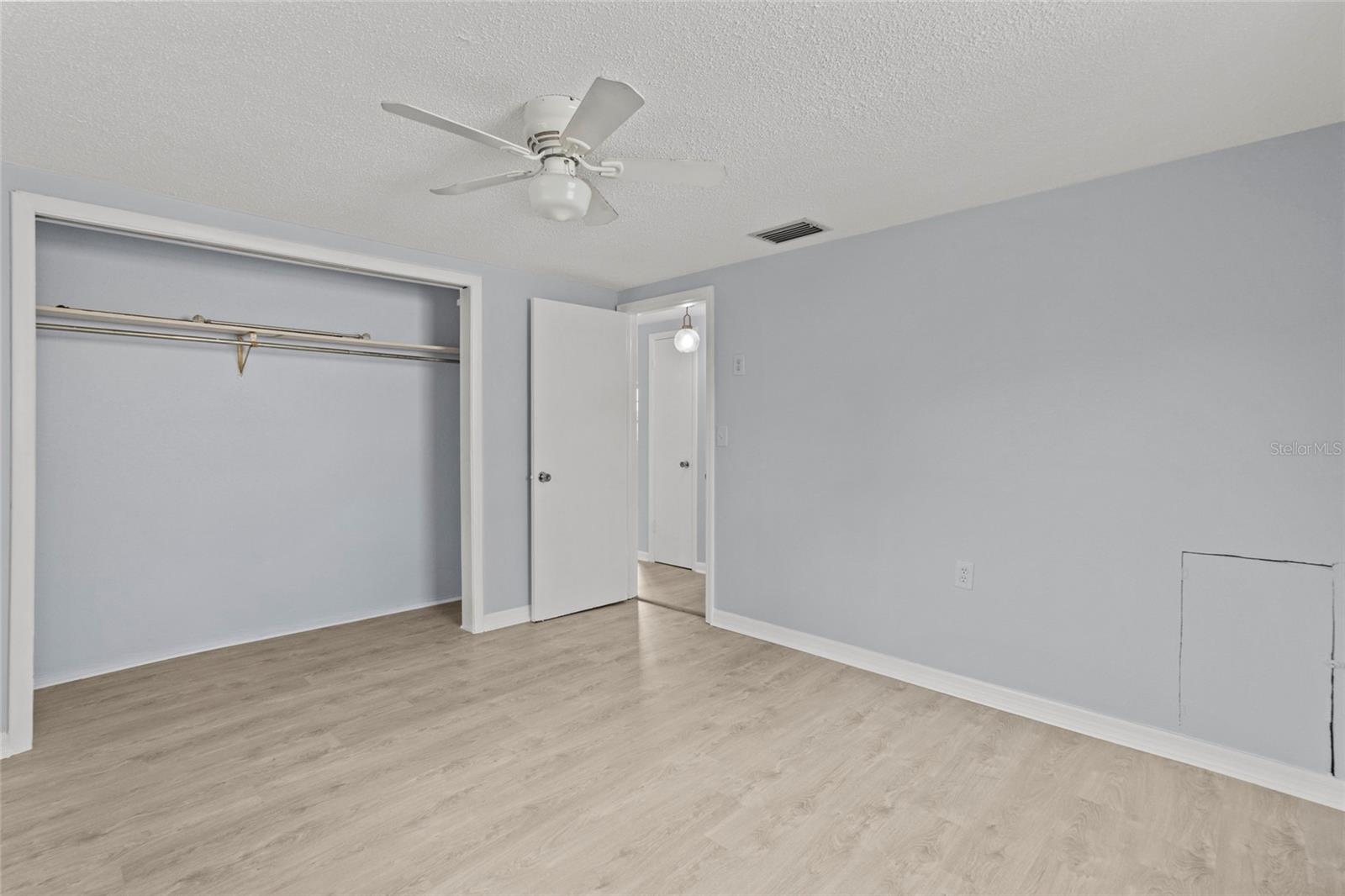 FOREST HILLS - Residential