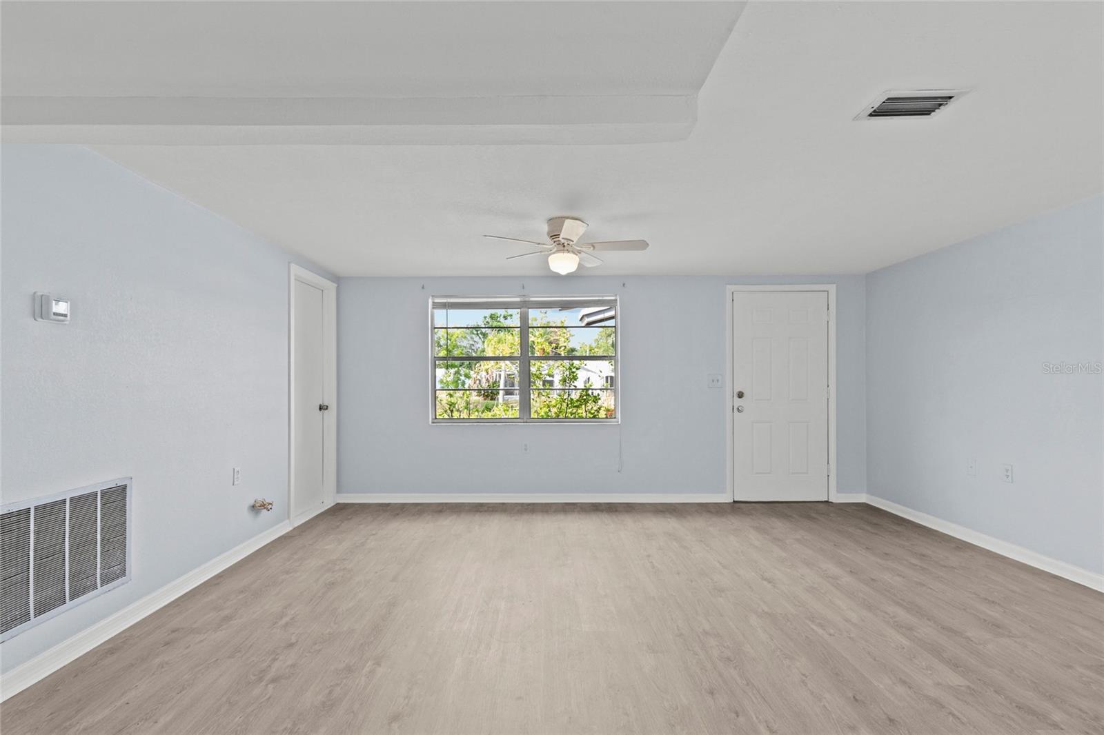 FOREST HILLS - Residential