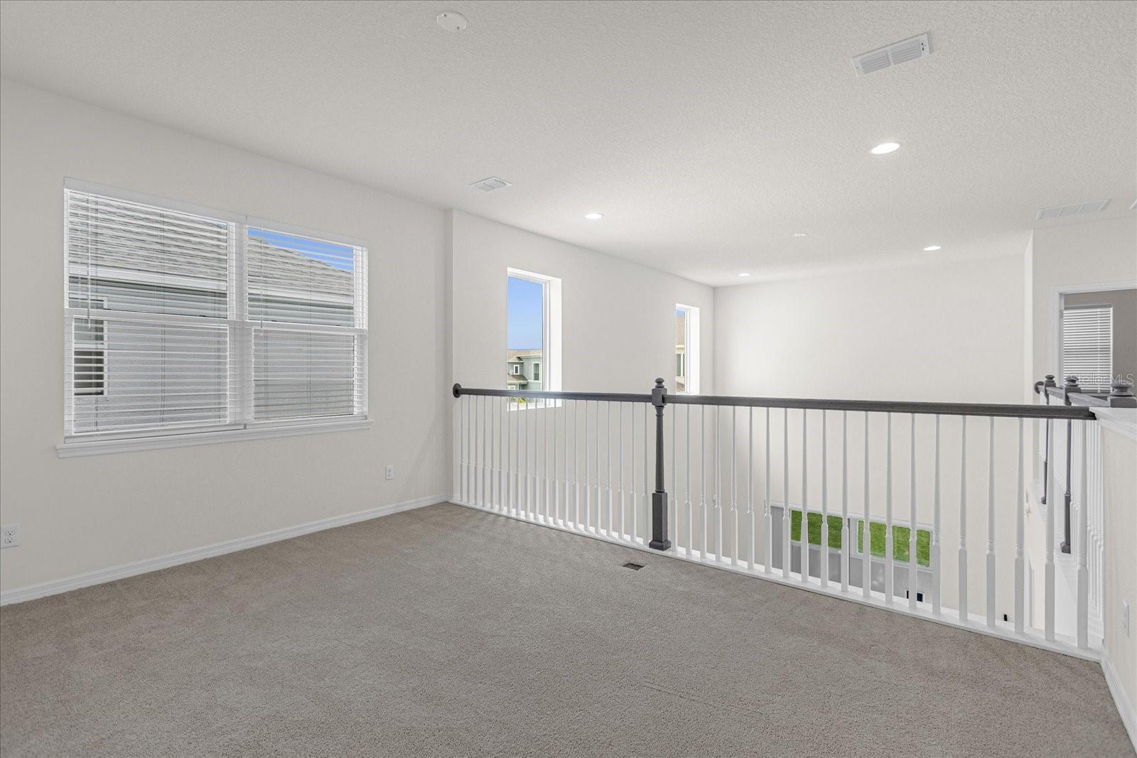 WOODLAND PARK - Residential