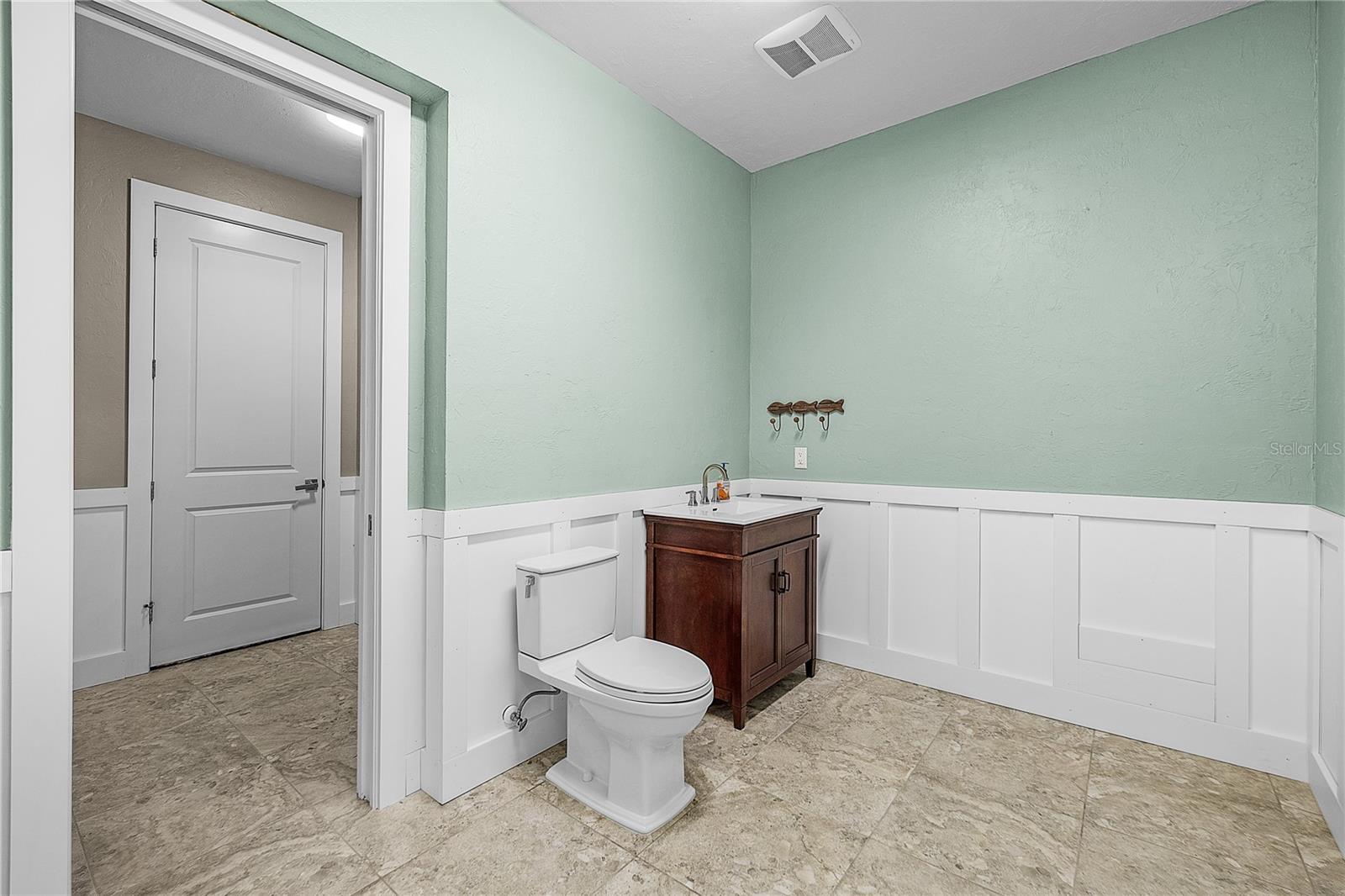 PIRATE HARBOR 01 - Residential