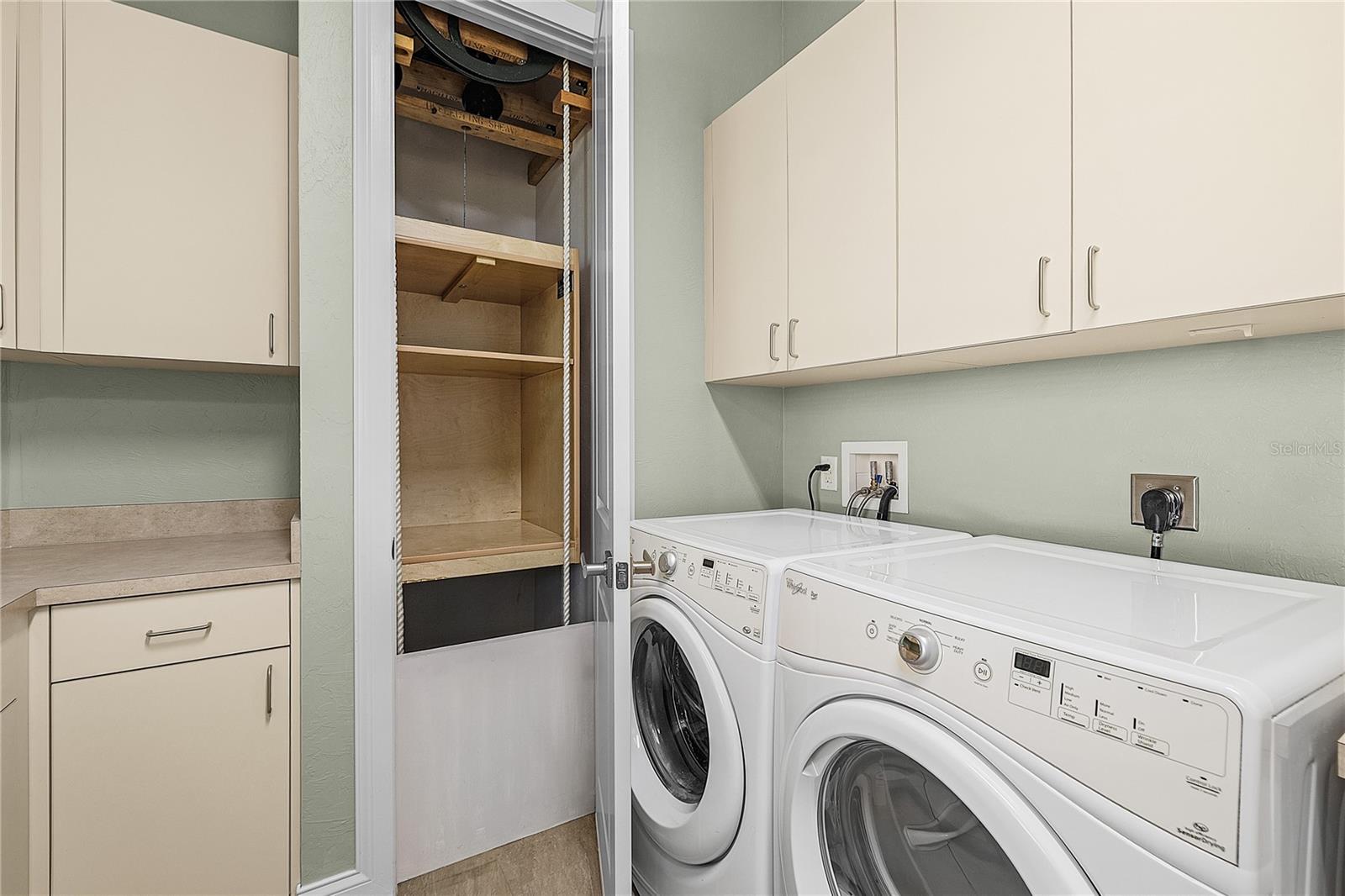 PIRATE HARBOR 01 - Residential