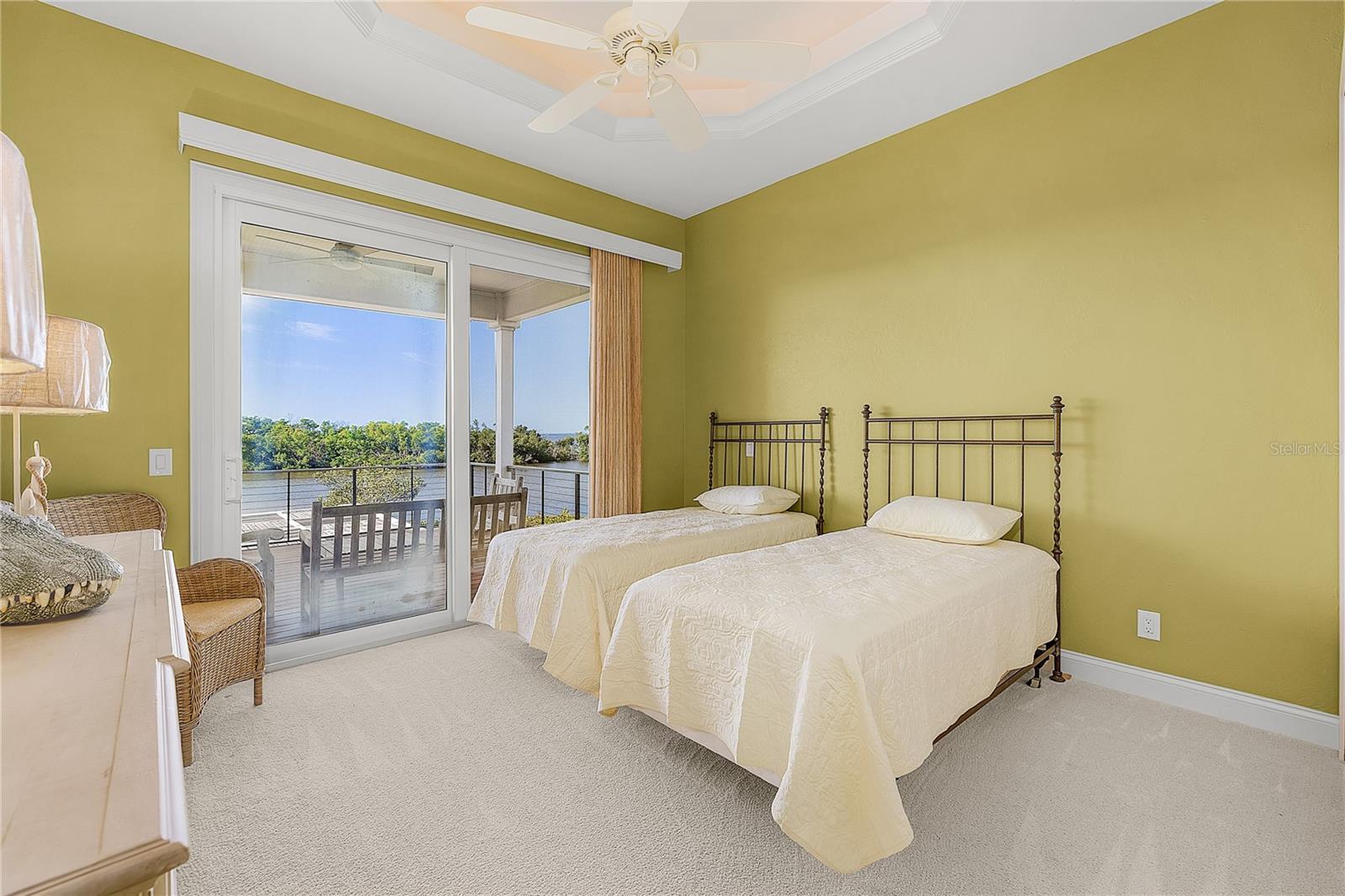 PIRATE HARBOR 01 - Residential