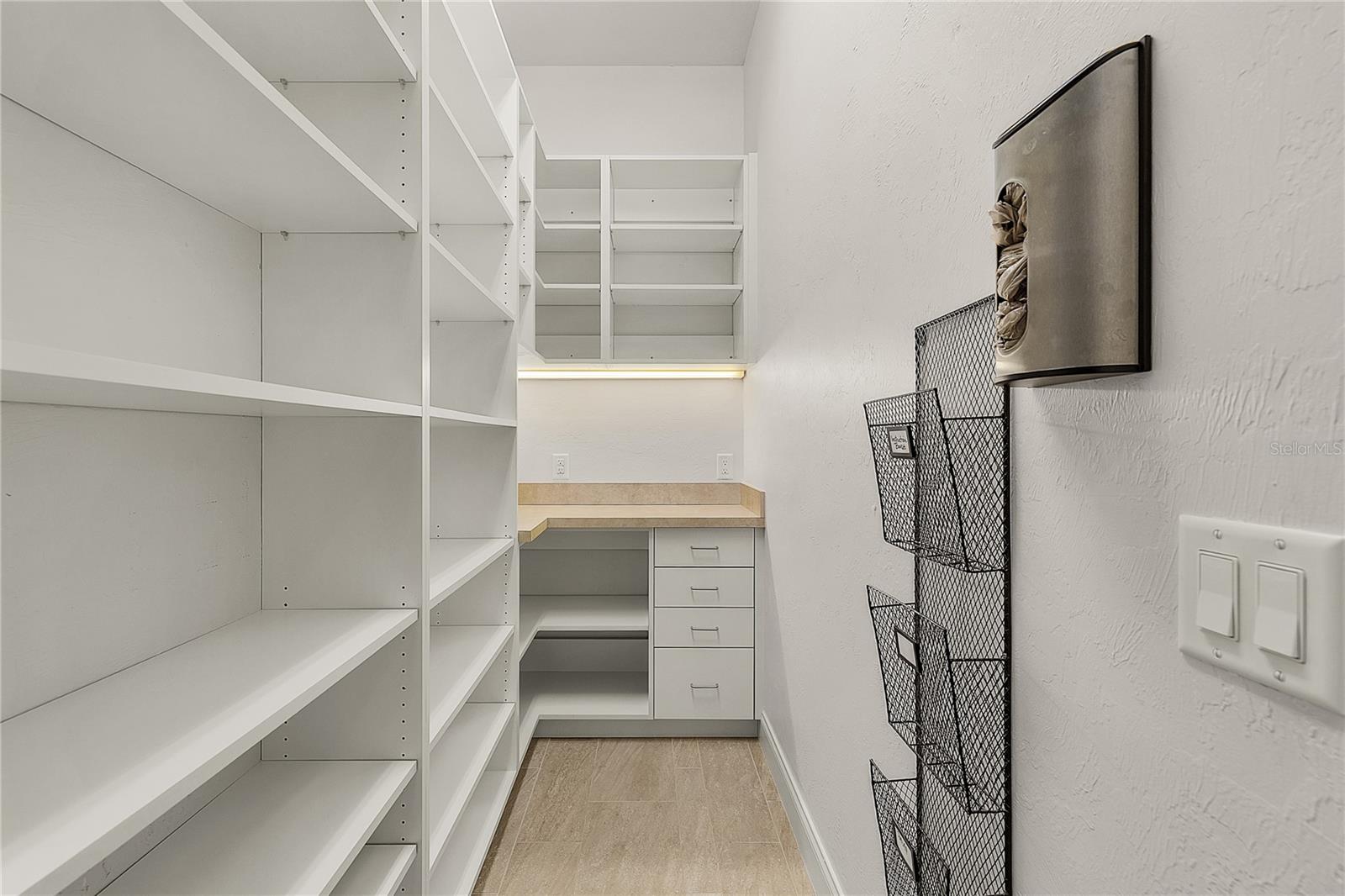 PIRATE HARBOR 01 - Residential