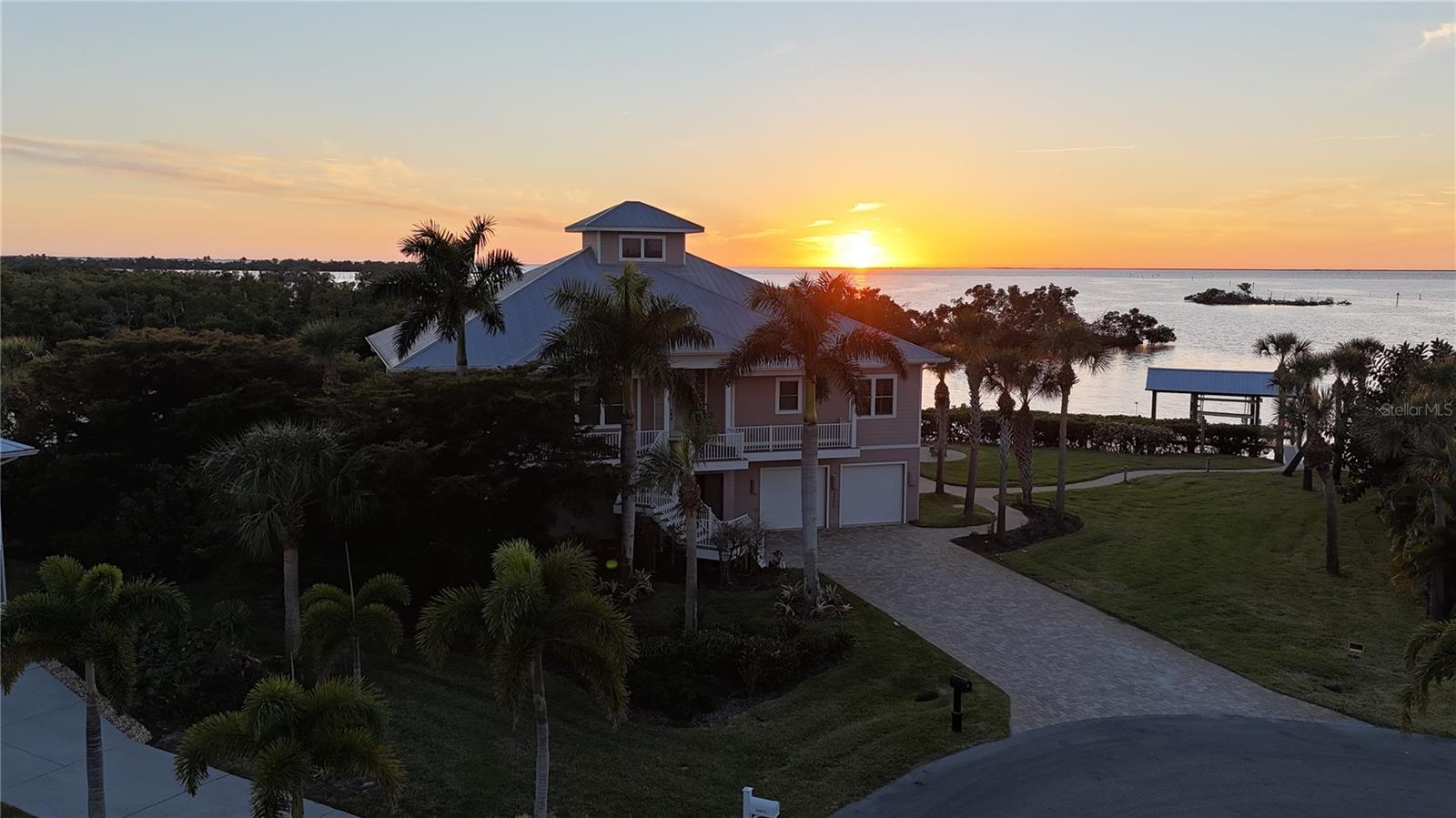 PIRATE HARBOR 01 - Residential