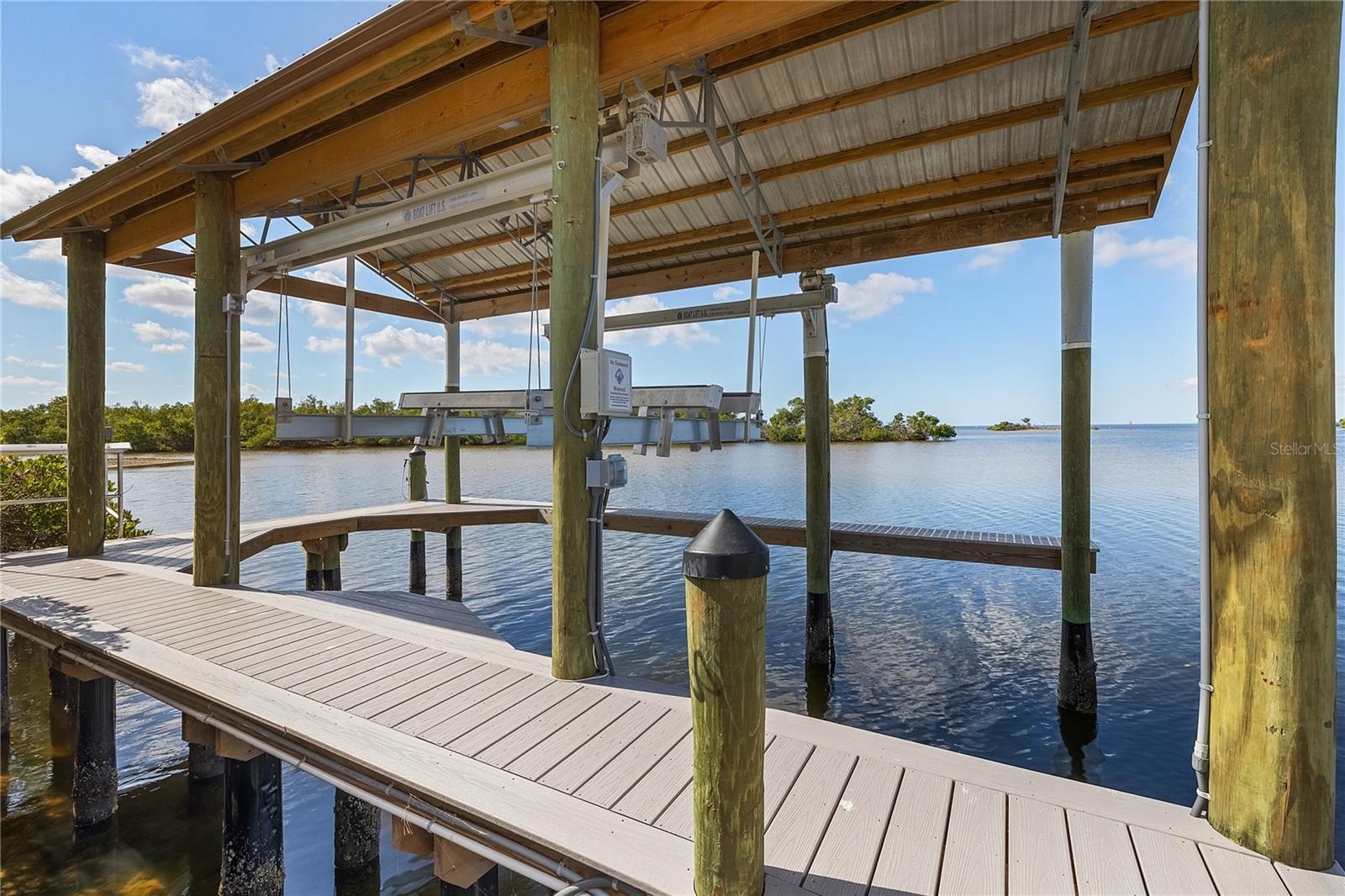 PIRATE HARBOR 01 - Residential