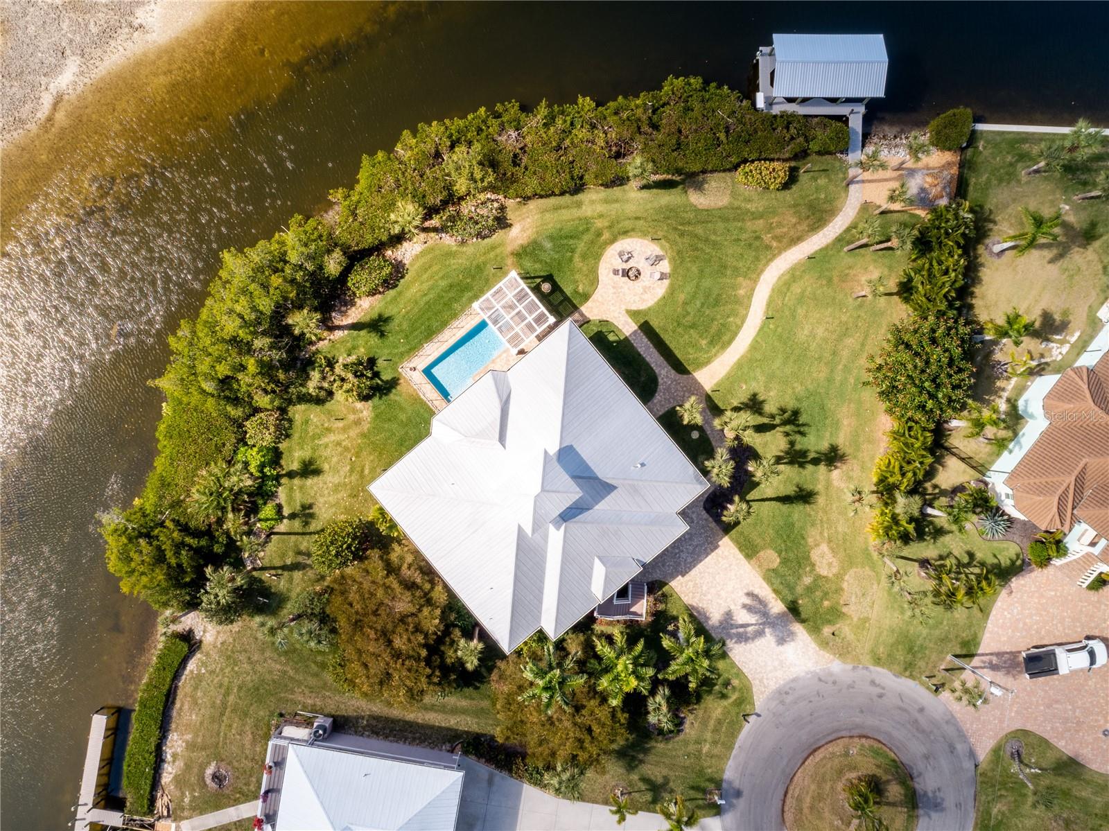 PIRATE HARBOR 01 - Residential