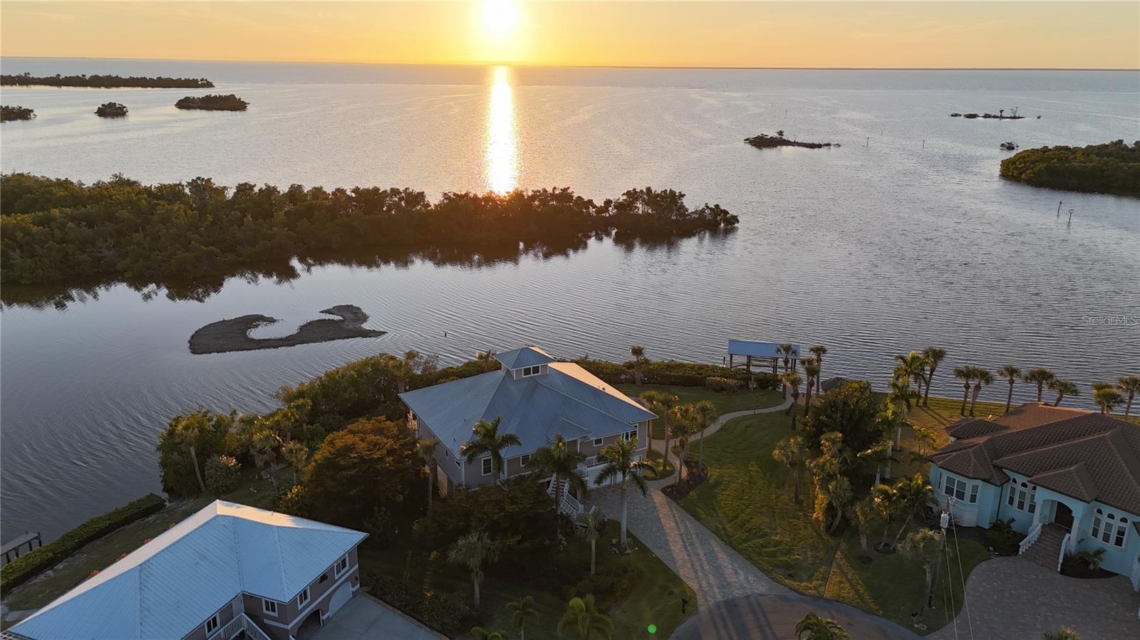 PIRATE HARBOR 01 - Residential