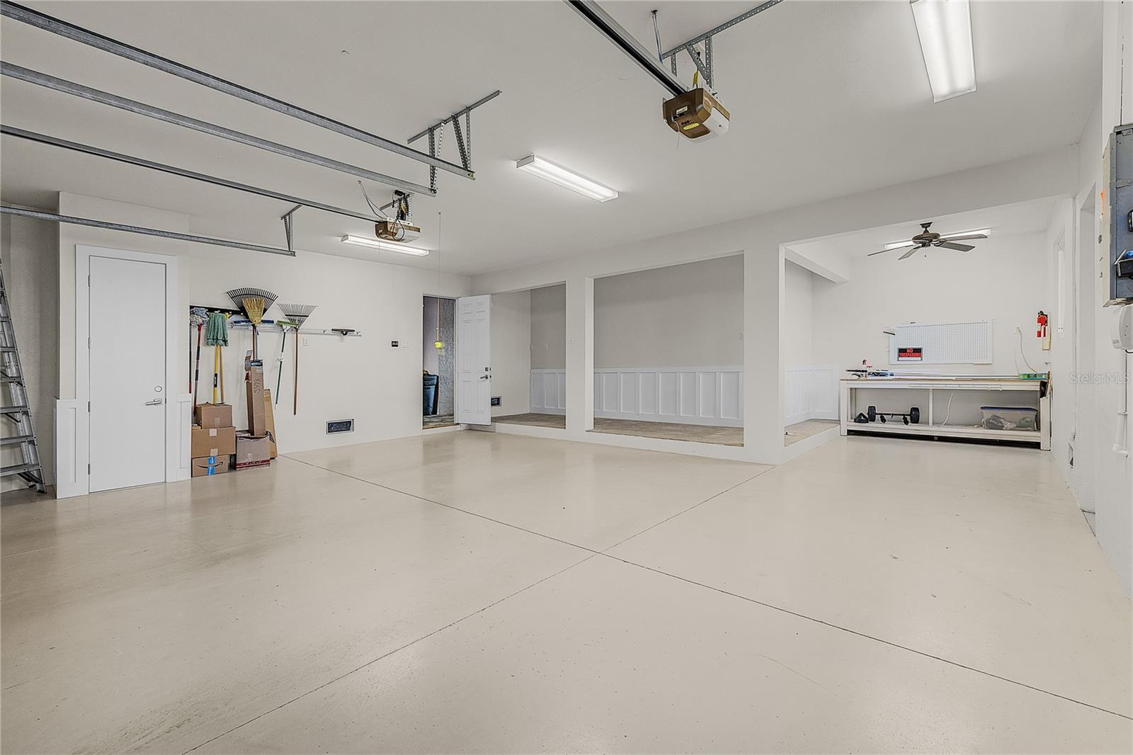 PIRATE HARBOR 01 - Residential