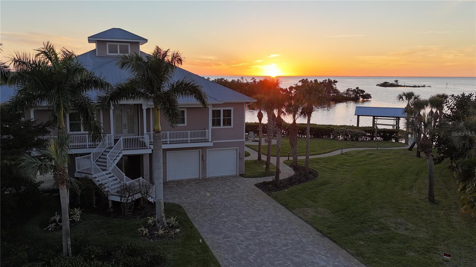 PIRATE HARBOR 01 - Residential