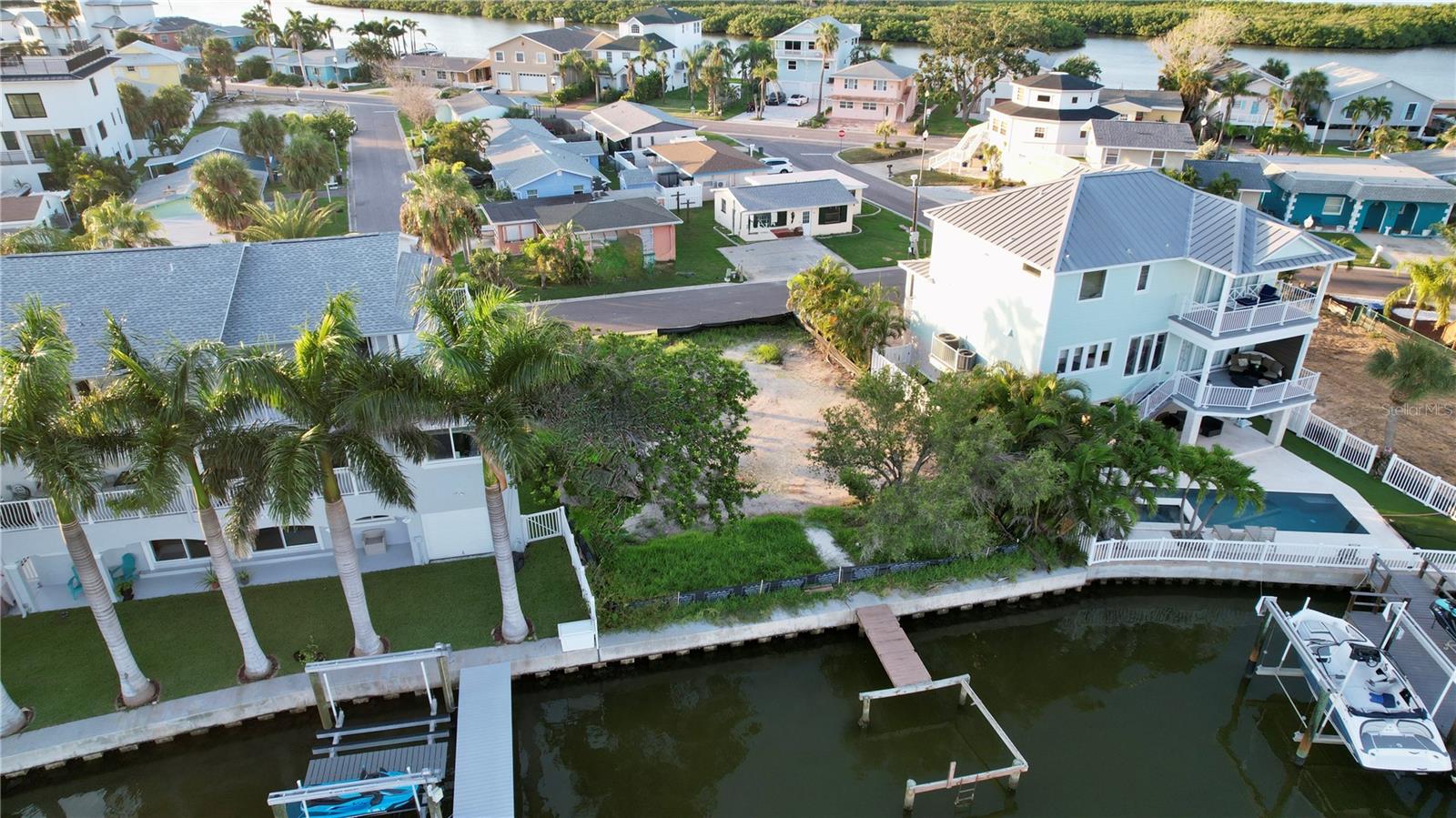 SCHUCKERT PLACE - Land