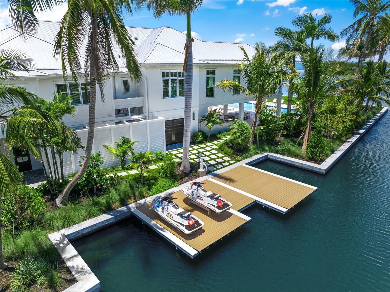 SLEEPY LAGOON PARK - Residential