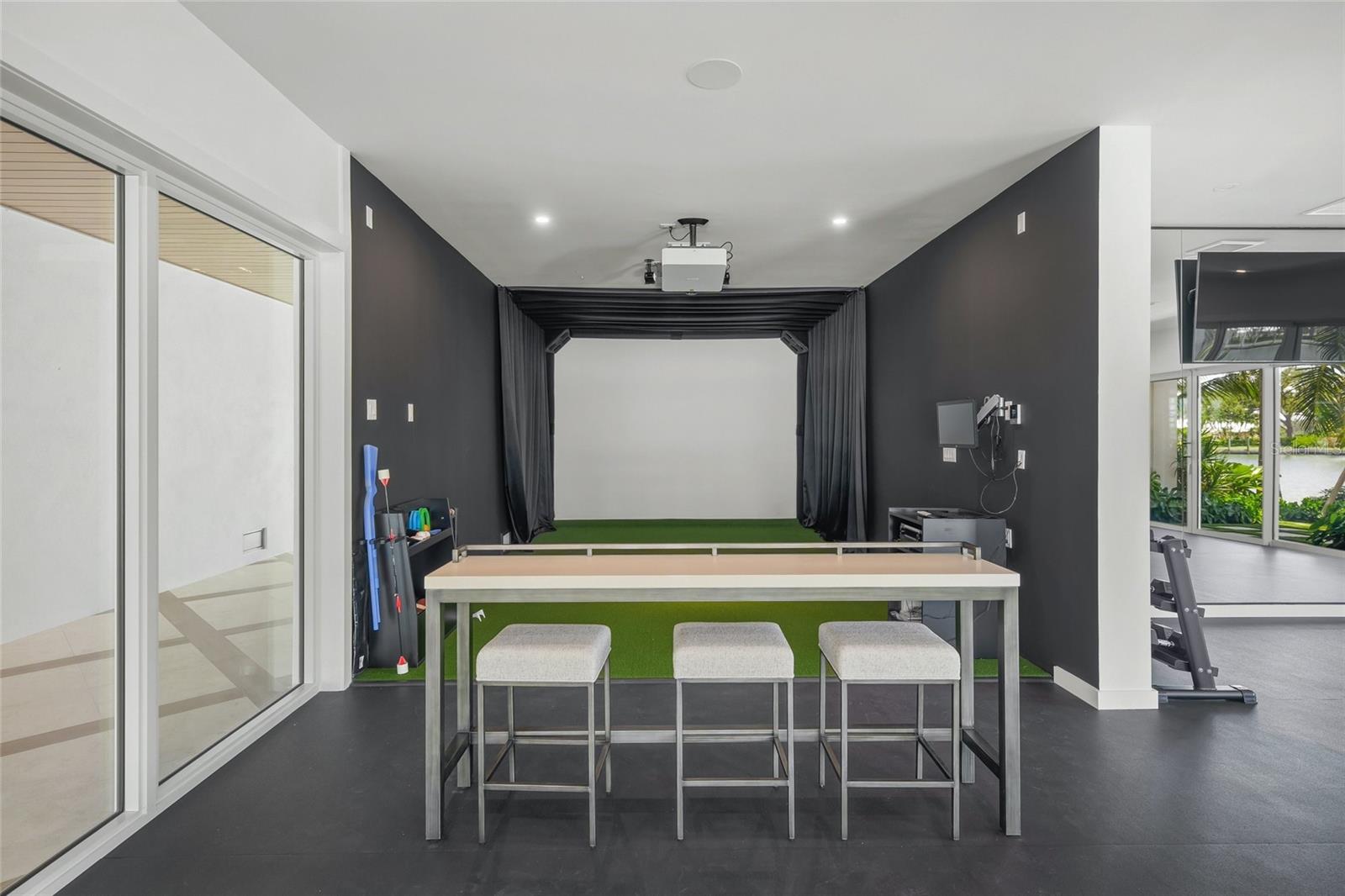 SLEEPY LAGOON PARK - Residential
