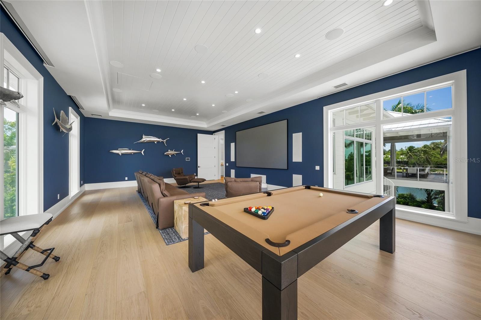 SLEEPY LAGOON PARK - Residential