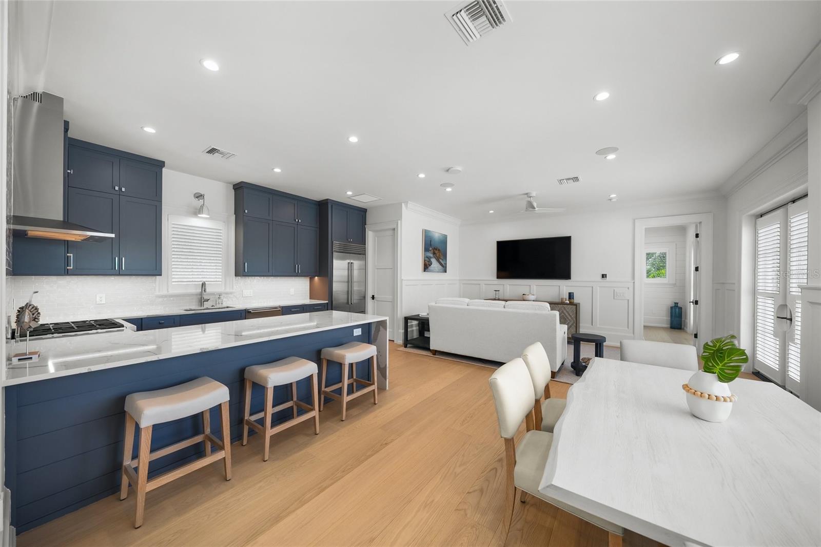 SLEEPY LAGOON PARK - Residential