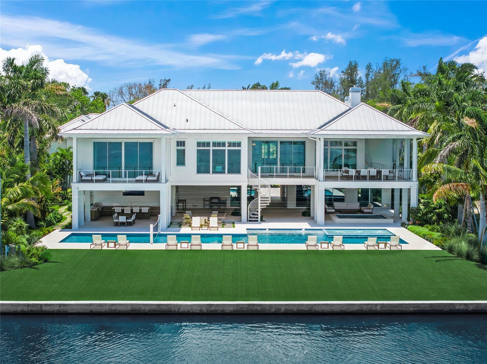 SLEEPY LAGOON PARK - Residential