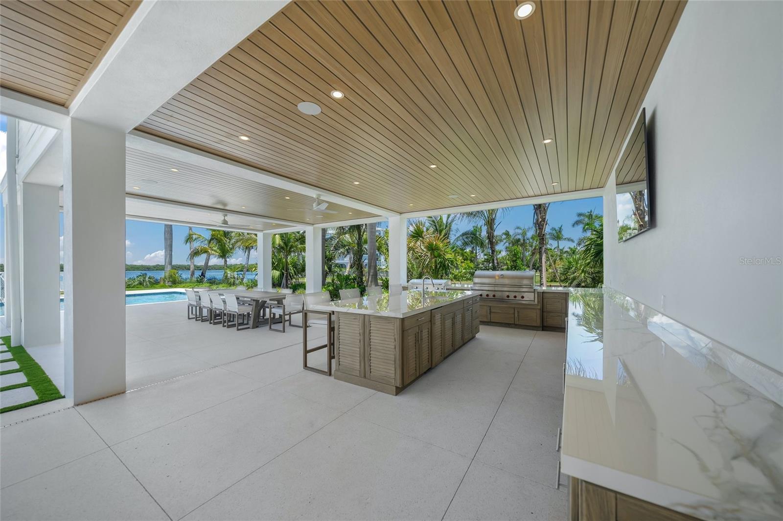 SLEEPY LAGOON PARK - Residential