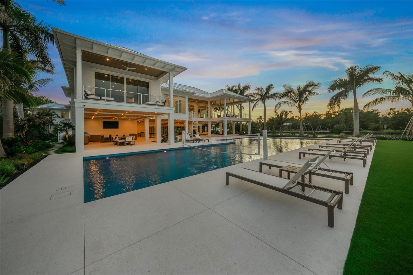 SLEEPY LAGOON PARK - Residential