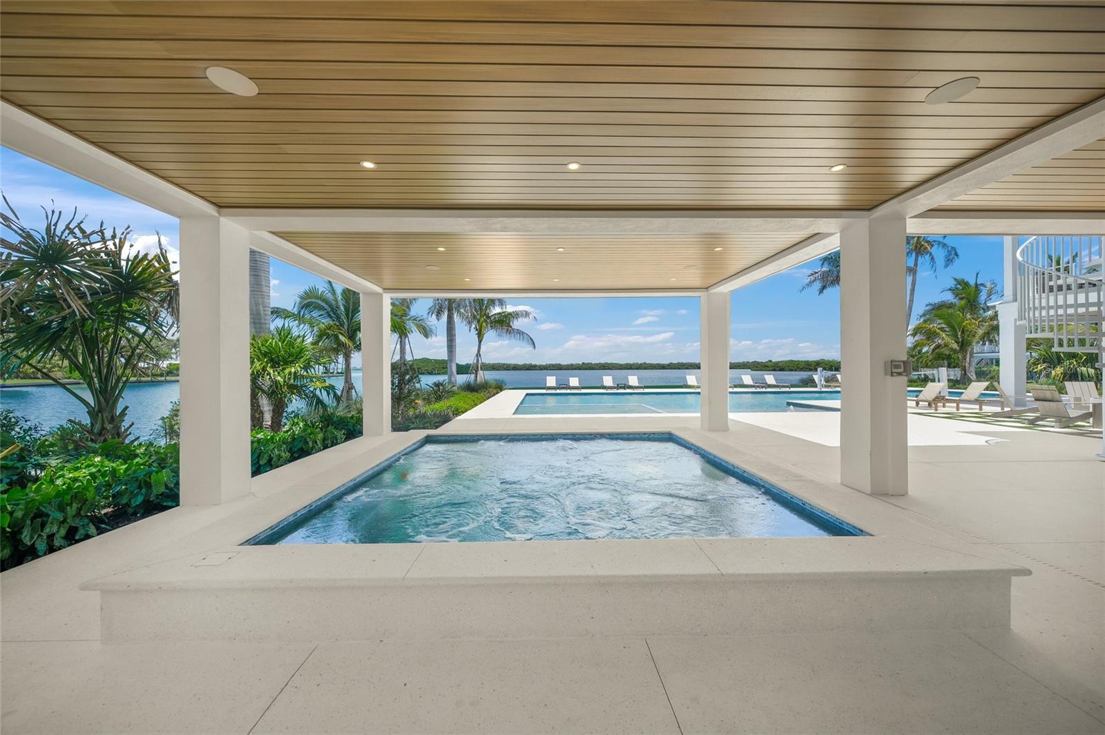 SLEEPY LAGOON PARK - Residential