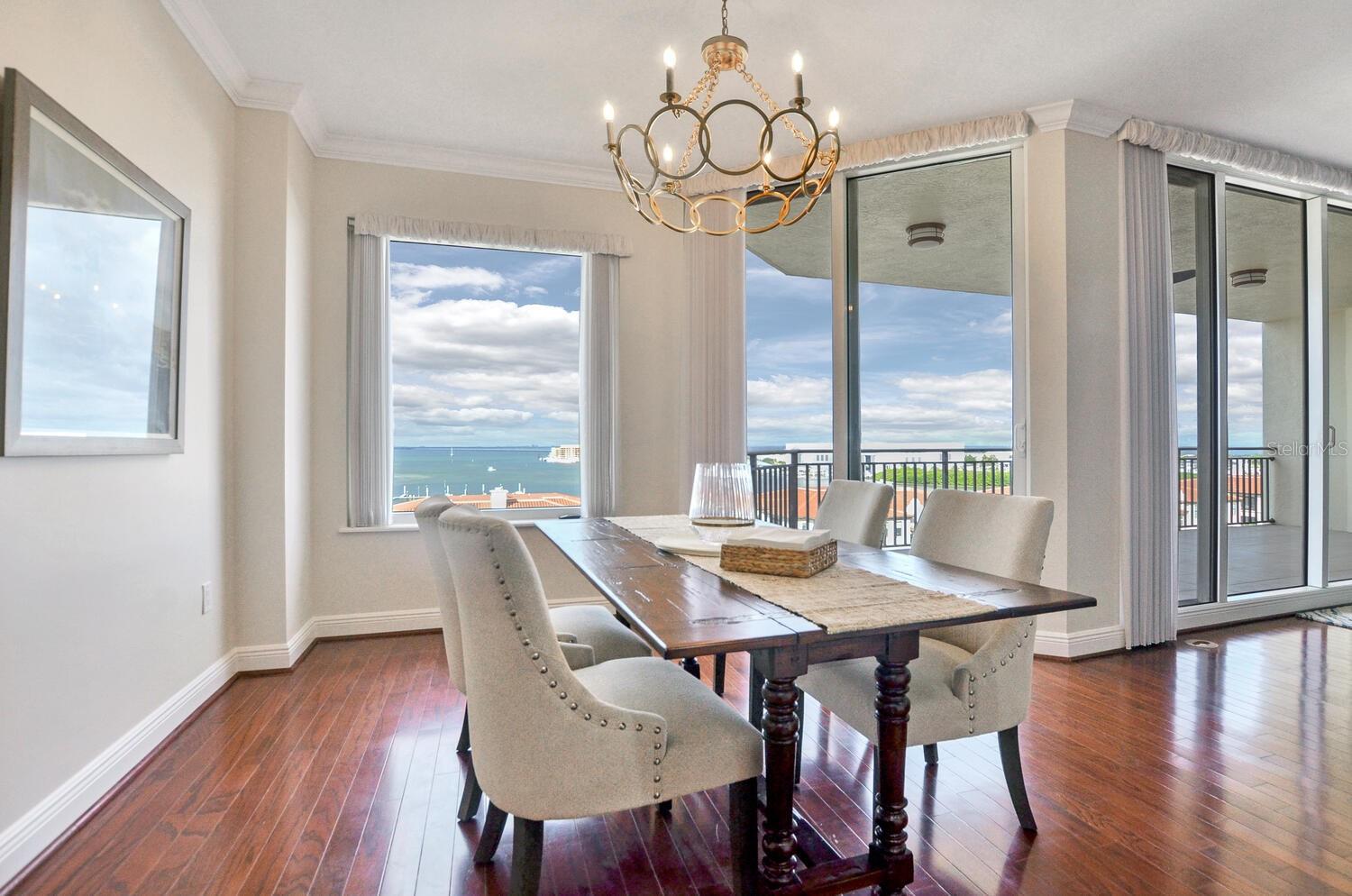 CASTILLO AT WESTSHORE YACHT CL - Residential Lease