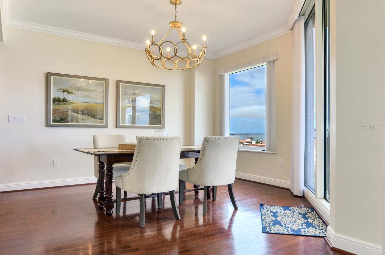 CASTILLO AT WESTSHORE YACHT CL - Residential Lease