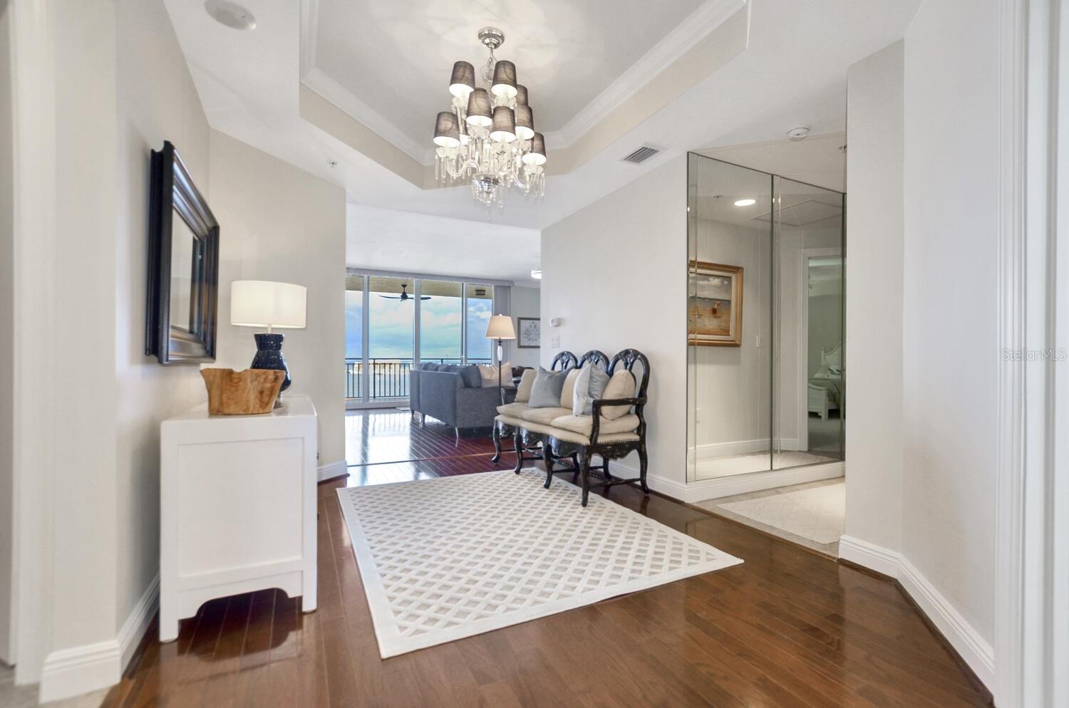 CASTILLO AT WESTSHORE YACHT CL - Residential Lease