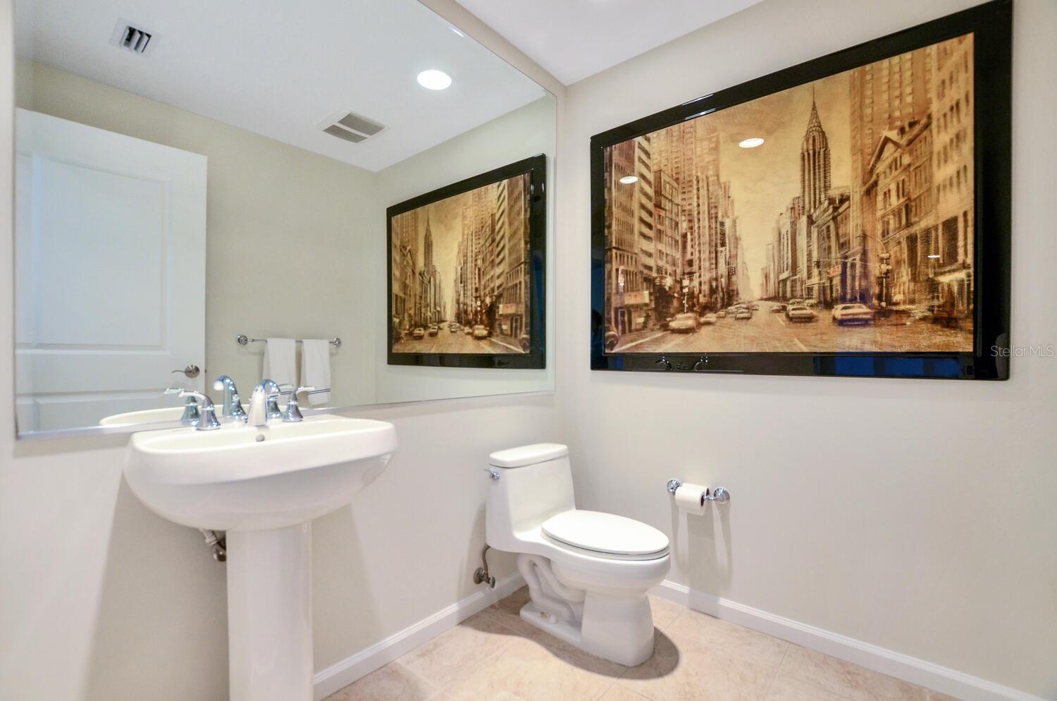 CASTILLO AT WESTSHORE YACHT CL - Residential Lease