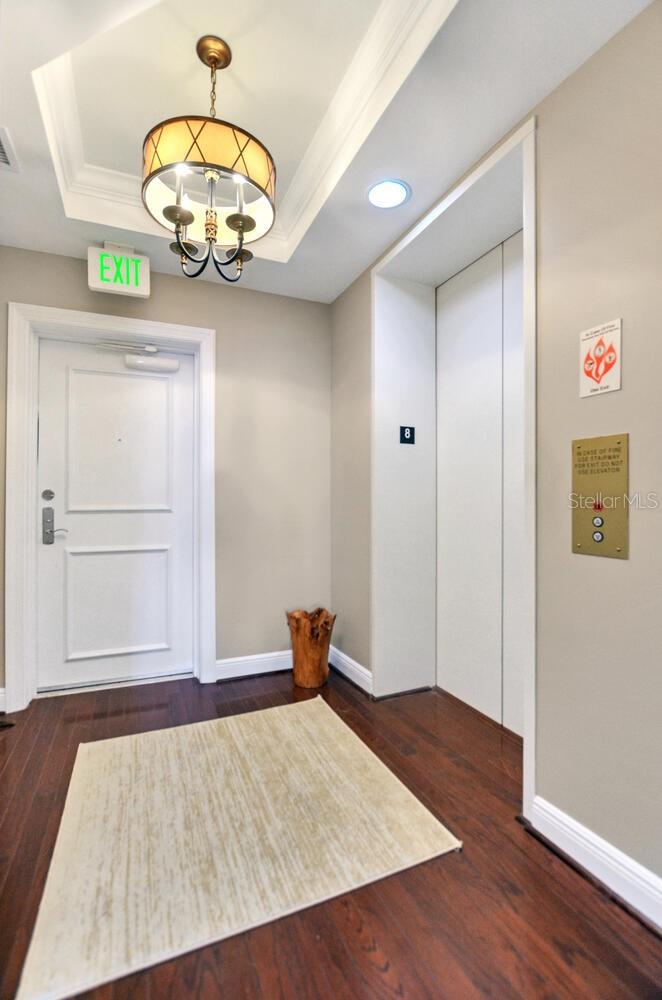 CASTILLO AT WESTSHORE YACHT CL - Residential Lease