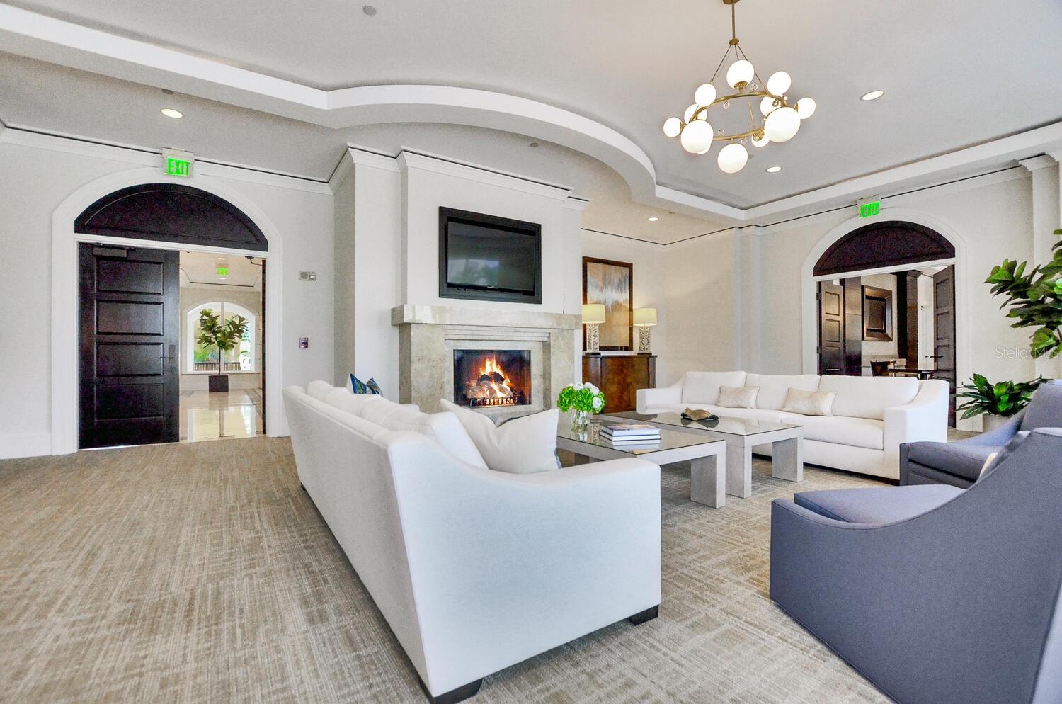 CASTILLO AT WESTSHORE YACHT CL - Residential Lease