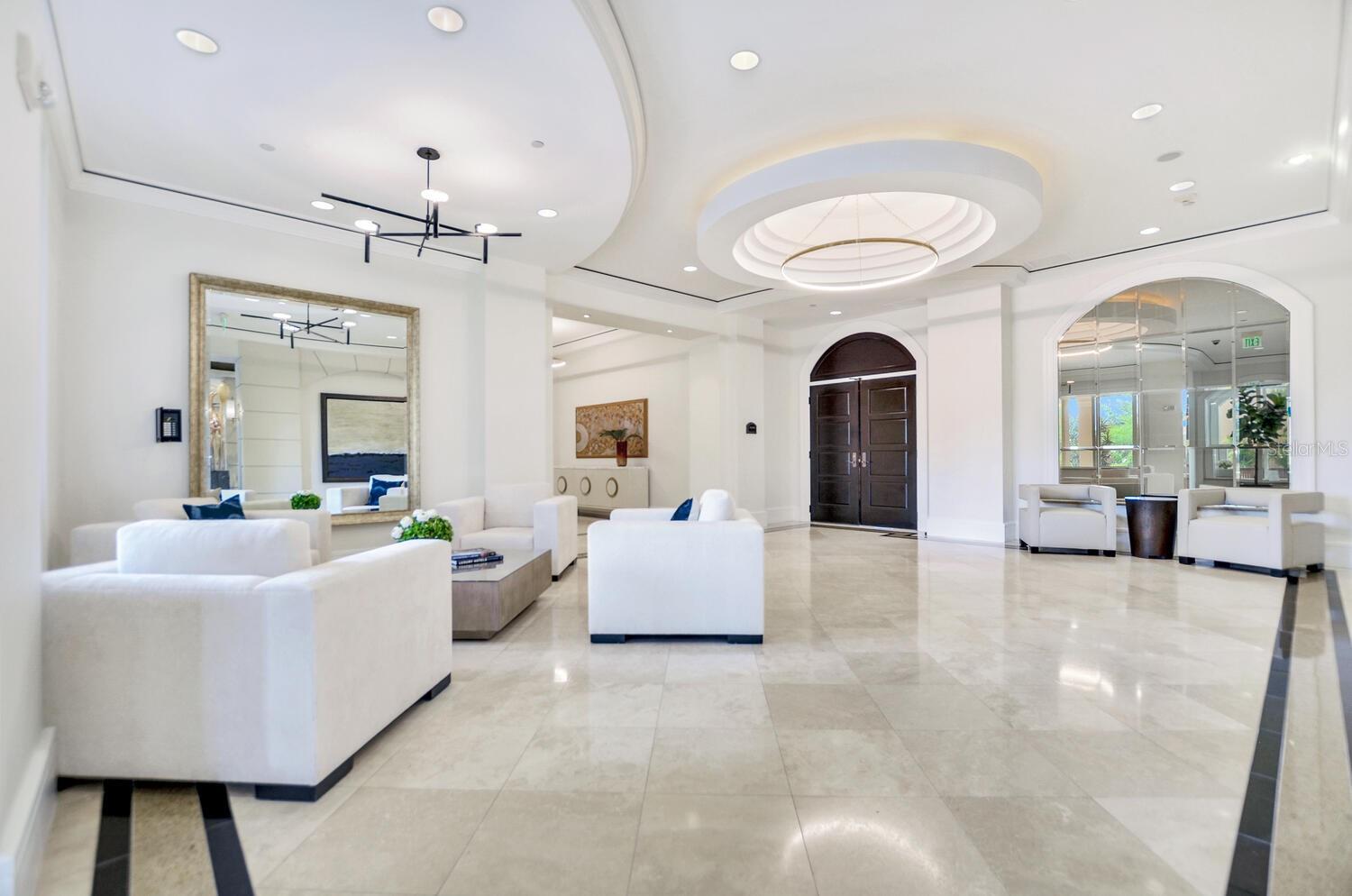 CASTILLO AT WESTSHORE YACHT CL - Residential Lease