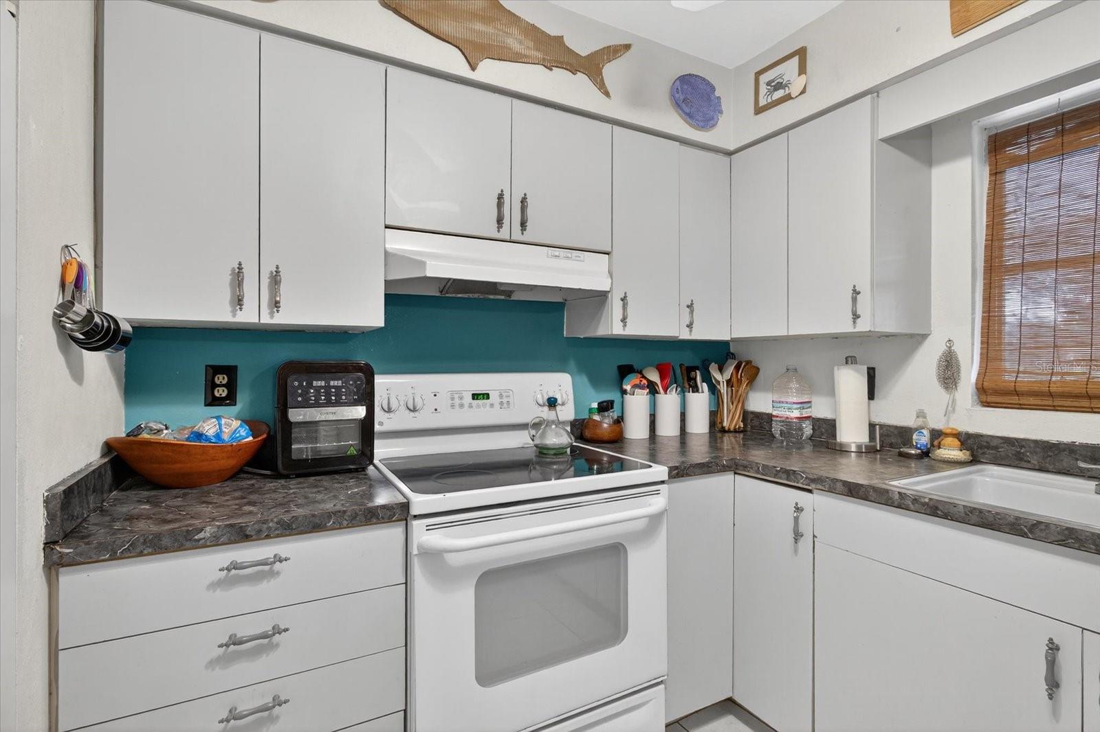 OAKWOOD - Residential