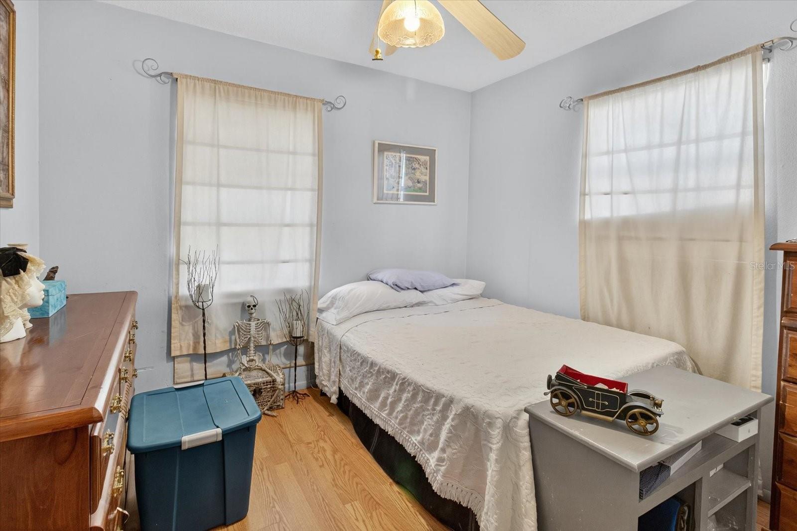 OAKWOOD - Residential