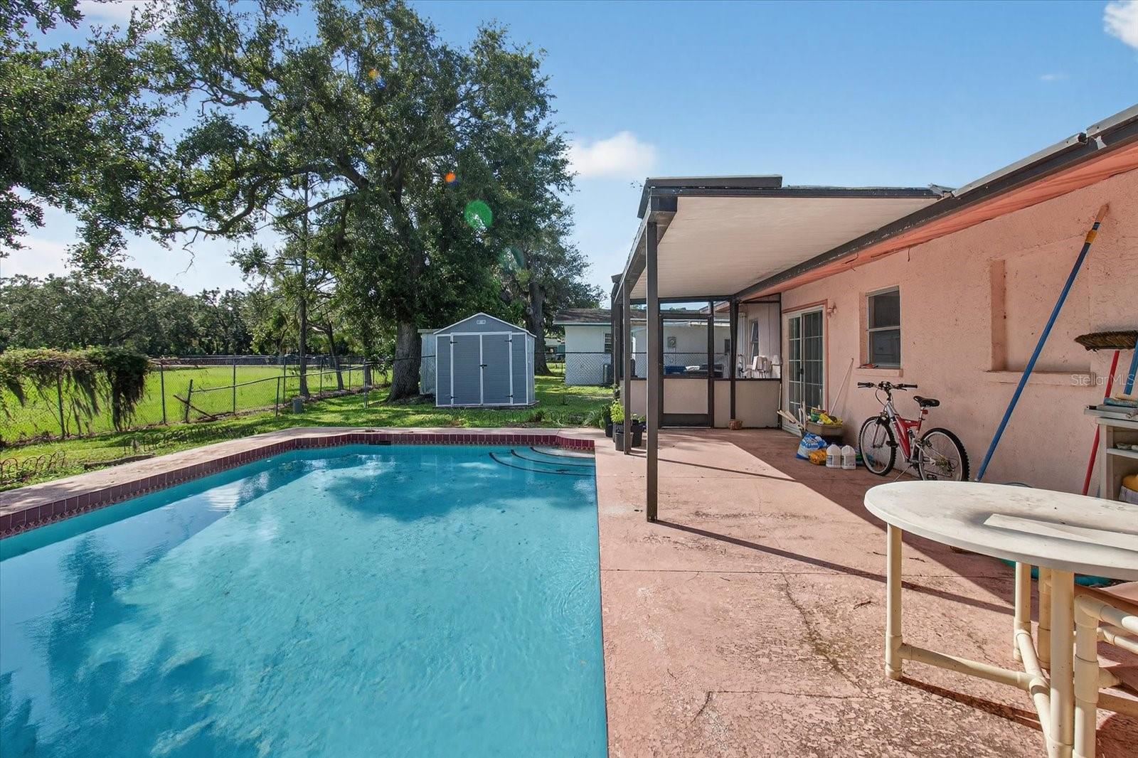 OAKWOOD - Residential