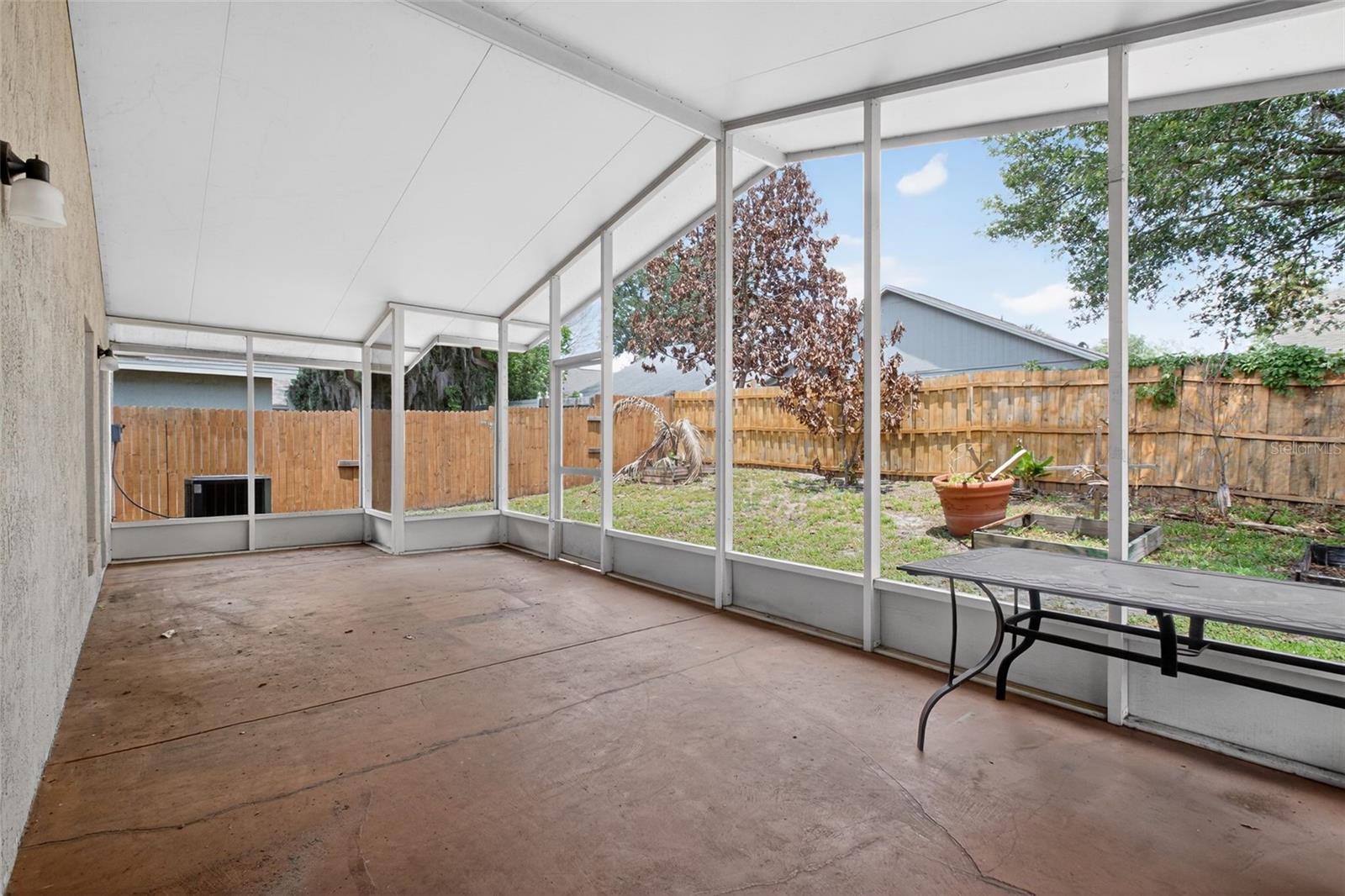 ALAFAYA WOODS PH 17 - Residential