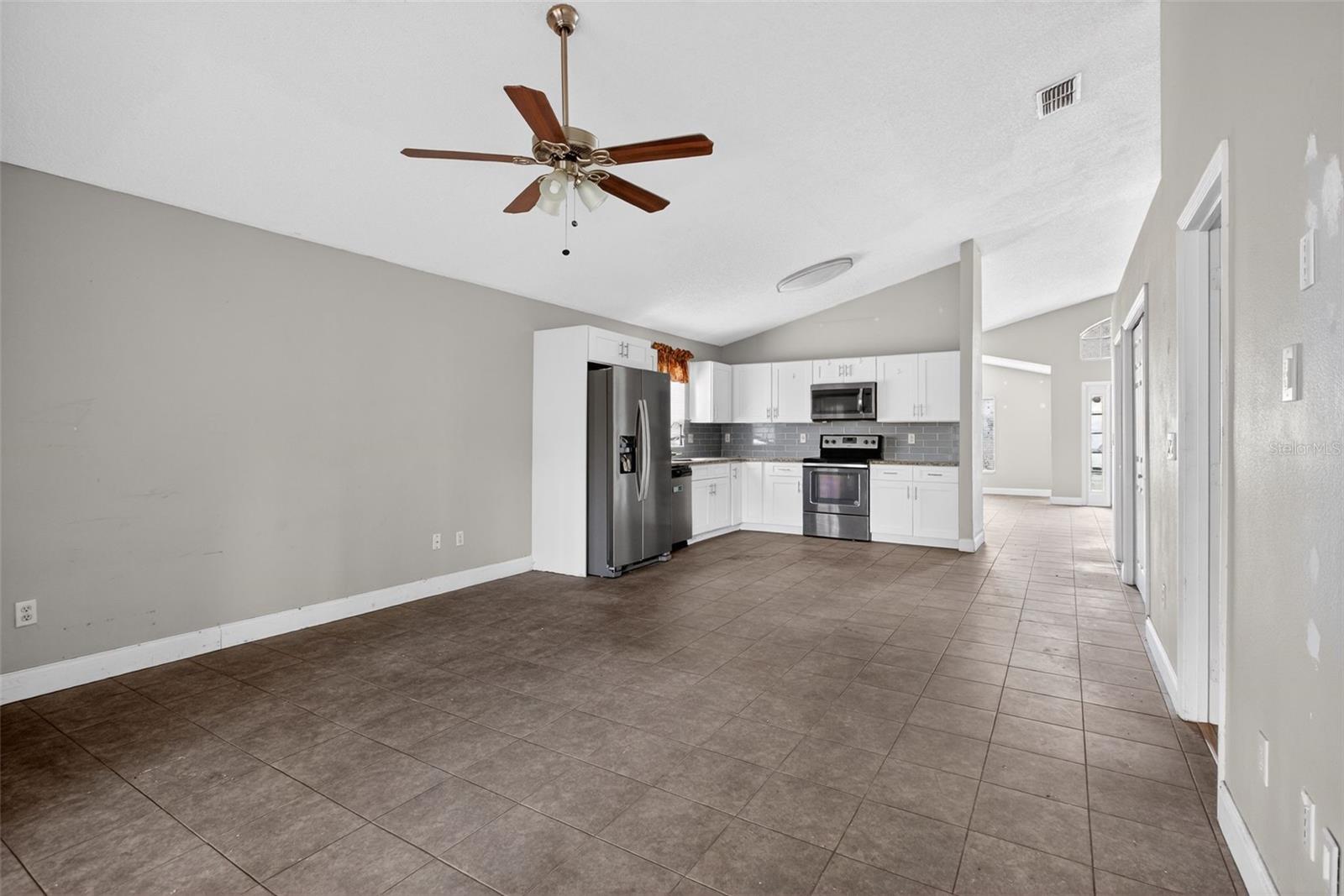 ALAFAYA WOODS PH 17 - Residential