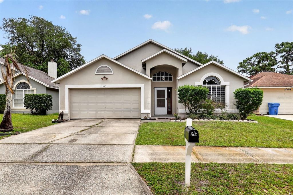 Photo of 1015 Bartlett Court, Oviedo, FL 32765 (MLS # O6405915)