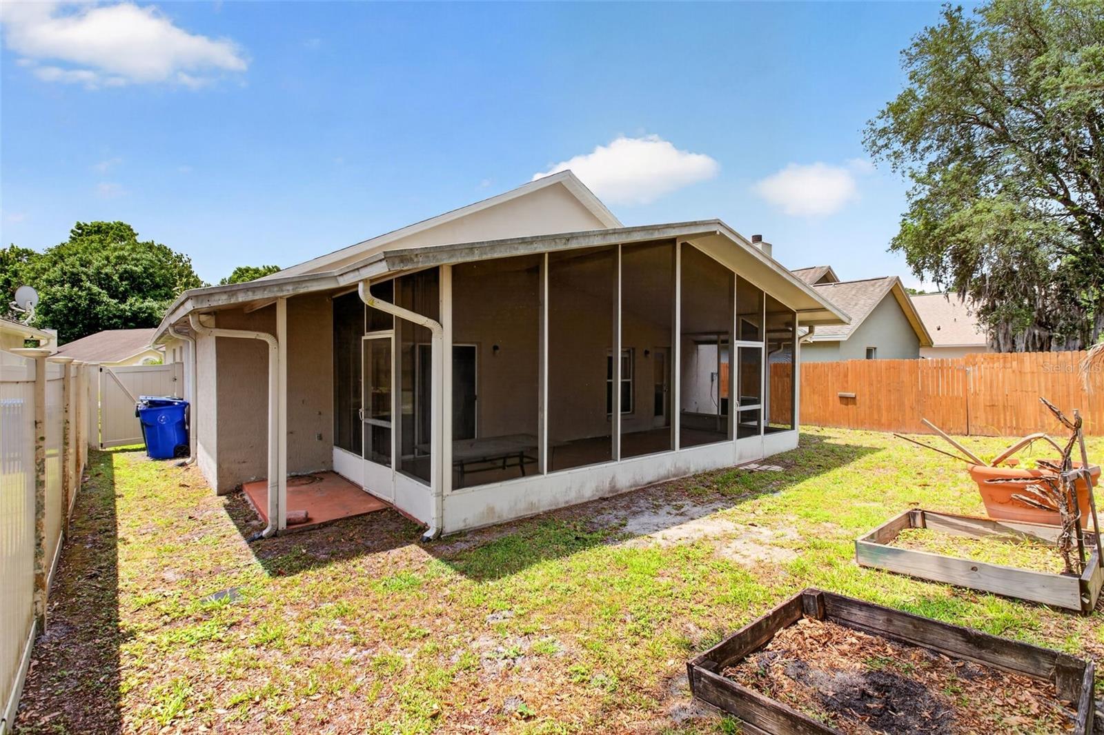 ALAFAYA WOODS PH 17 - Residential