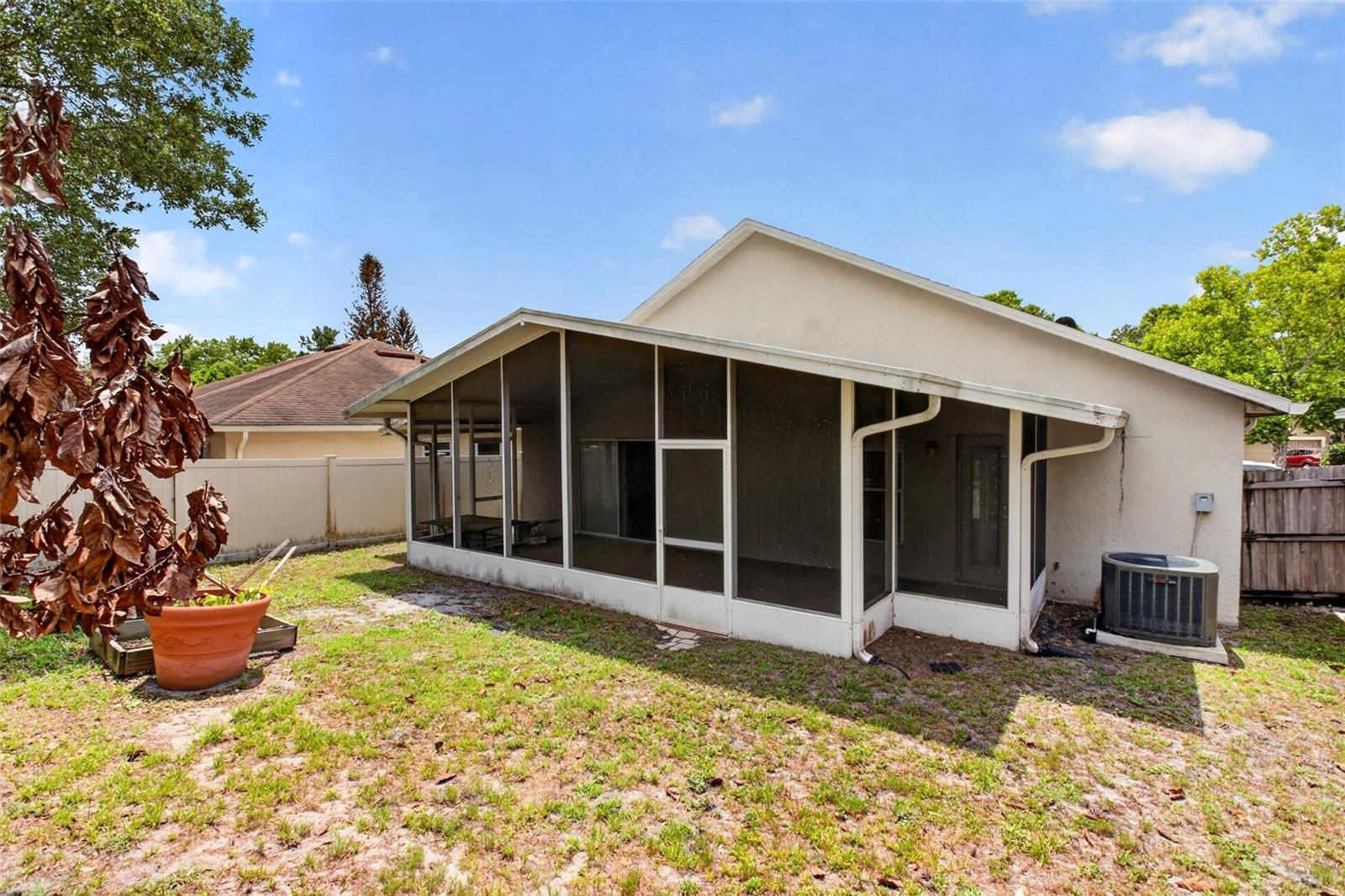 ALAFAYA WOODS PH 17 - Residential