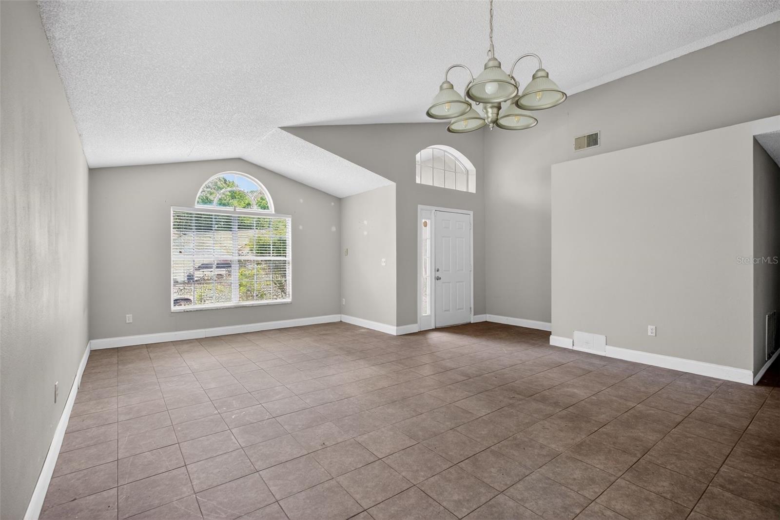 ALAFAYA WOODS PH 17 - Residential