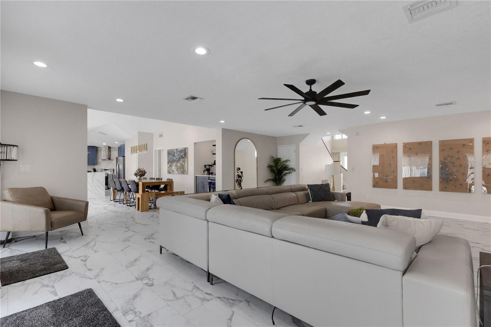 4124 HARBOR CIRCLE S