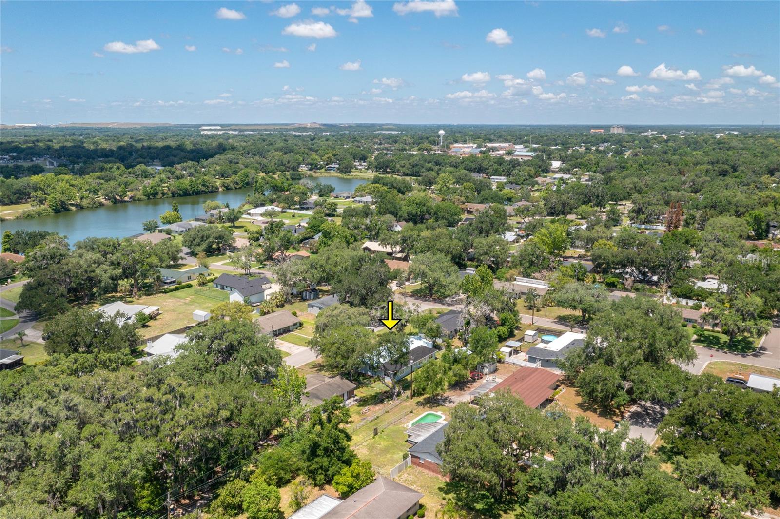 LA HACIENDA - Residential