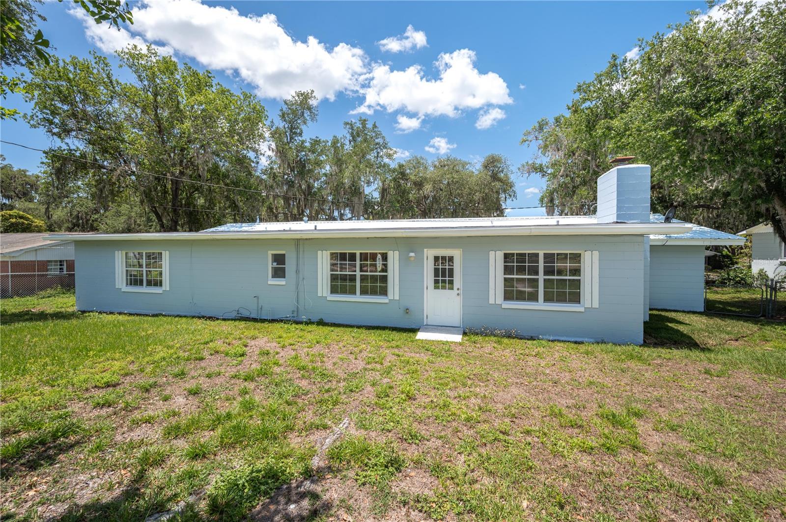 LA HACIENDA - Residential