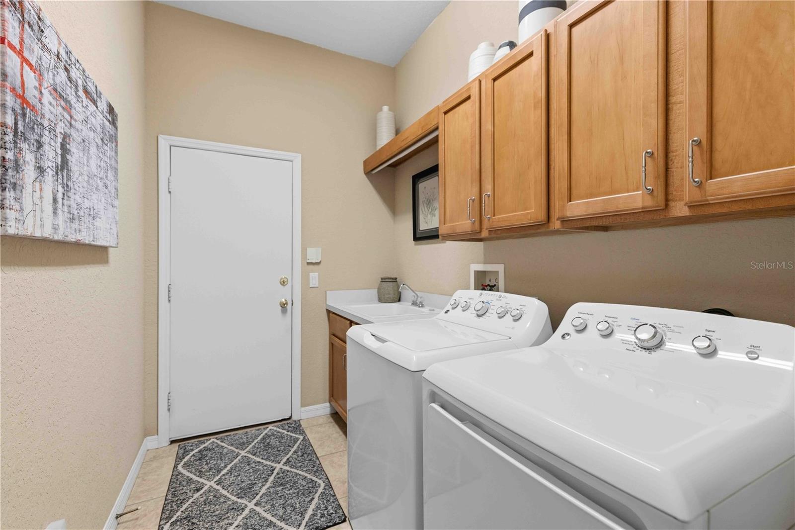 STONEYBROOK AT HERITAGE HARBOUR D-1 - Residential